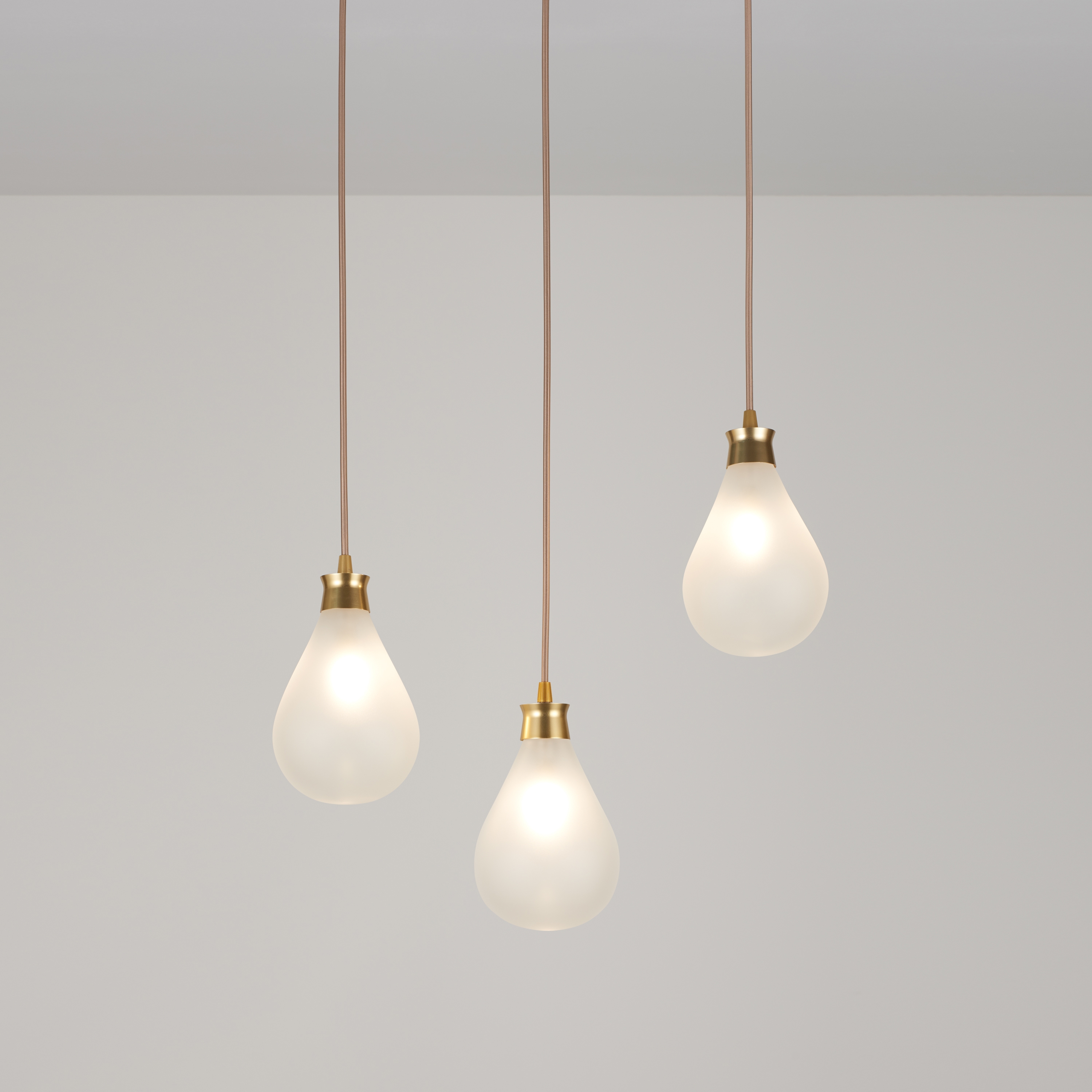 Produkt Cintola Pendant satin gold des Herstellers Tom Kirk Lighting anzeigen