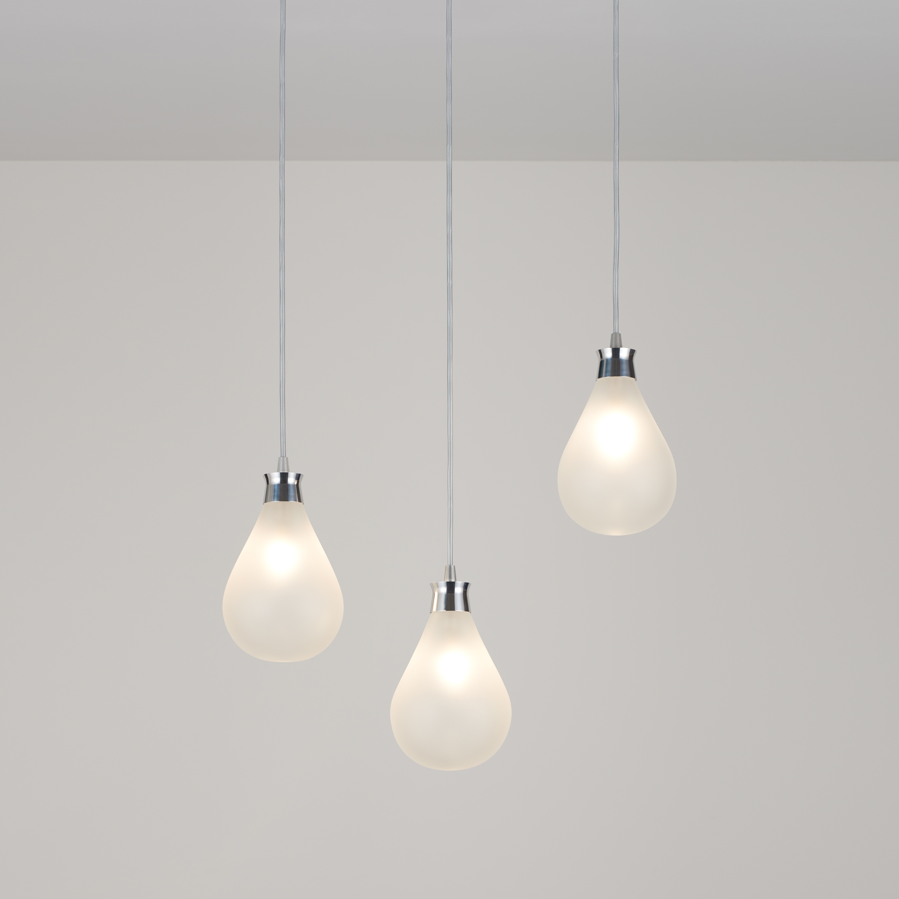 Afficher le produit Cintola Pendant polished aluminium du fabricant Tom Kirk Lighting