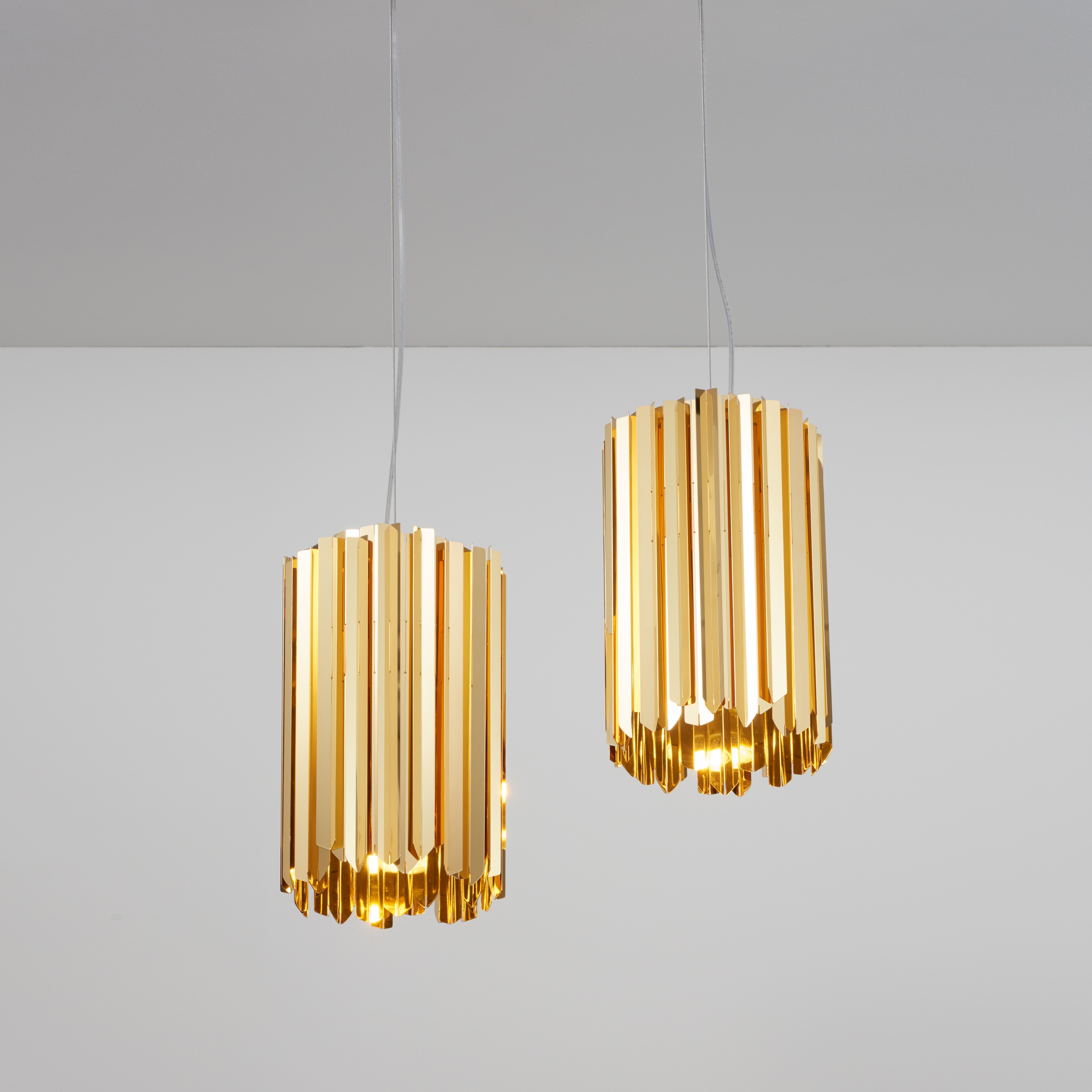 Facet Pendant polished gold