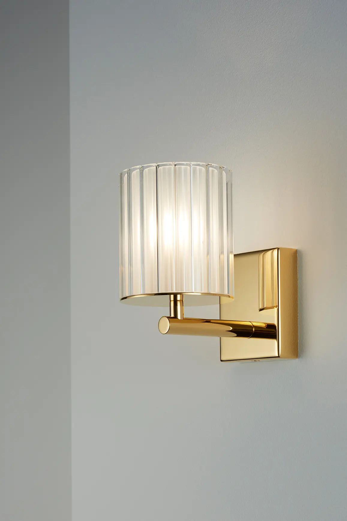 Tom Kirk Lighting - Flute Wall Light polished gold