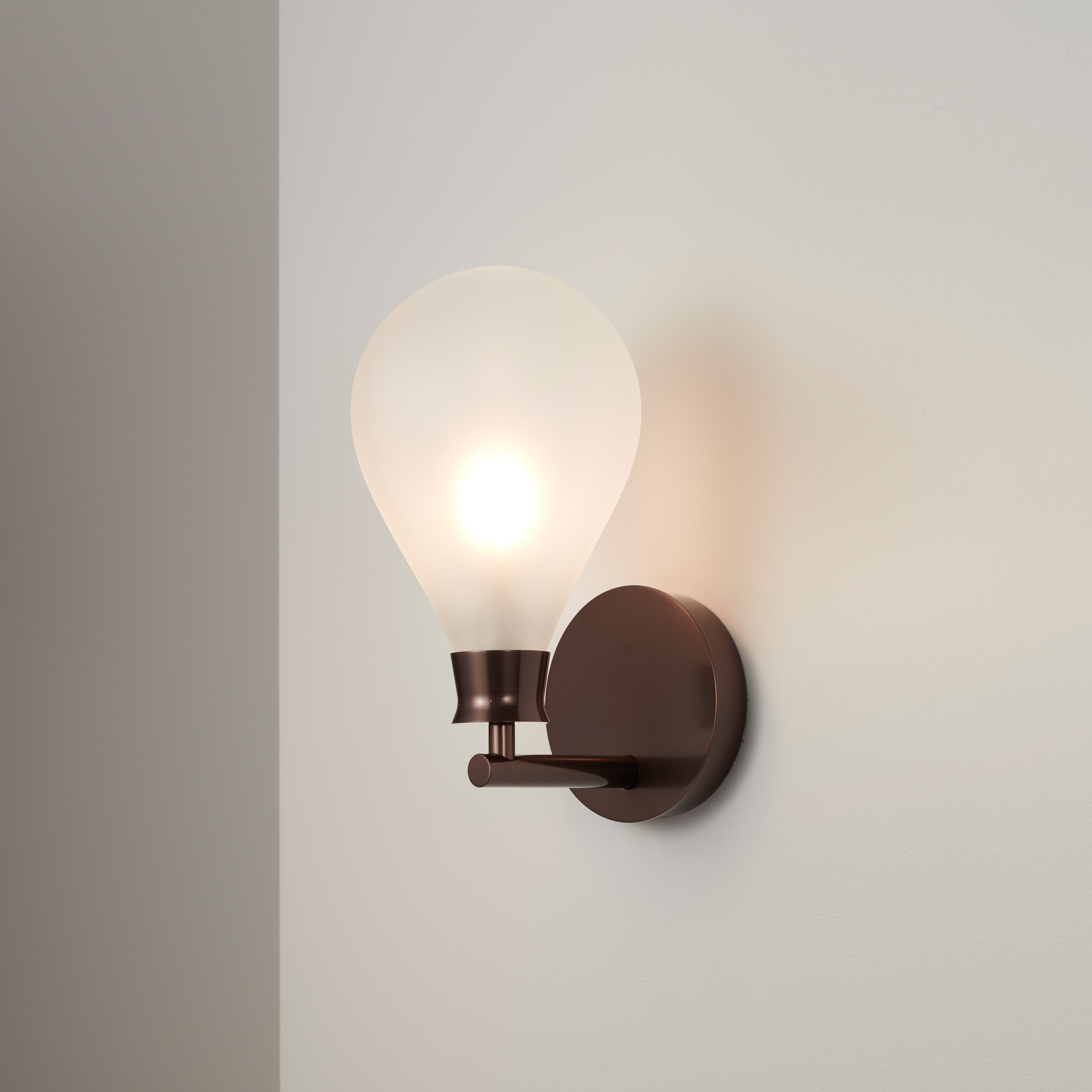 Cintola Wall Light satin bronze