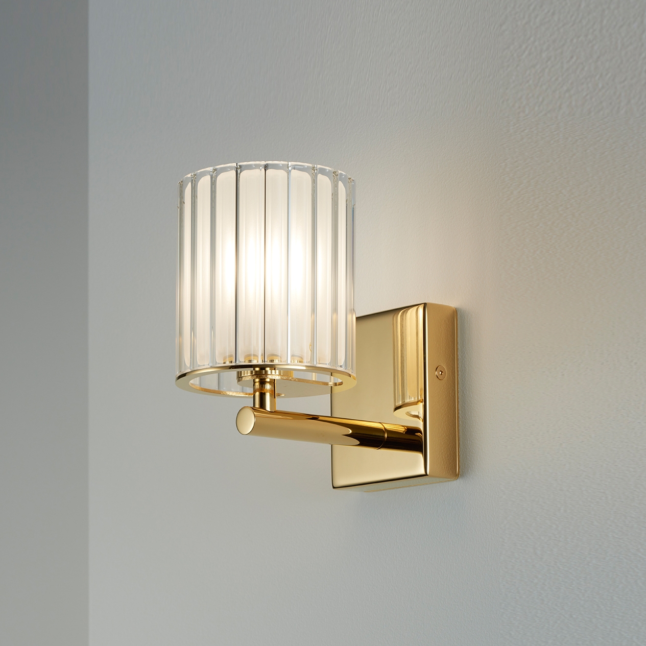 Flute Wall Light IP44 polished gold