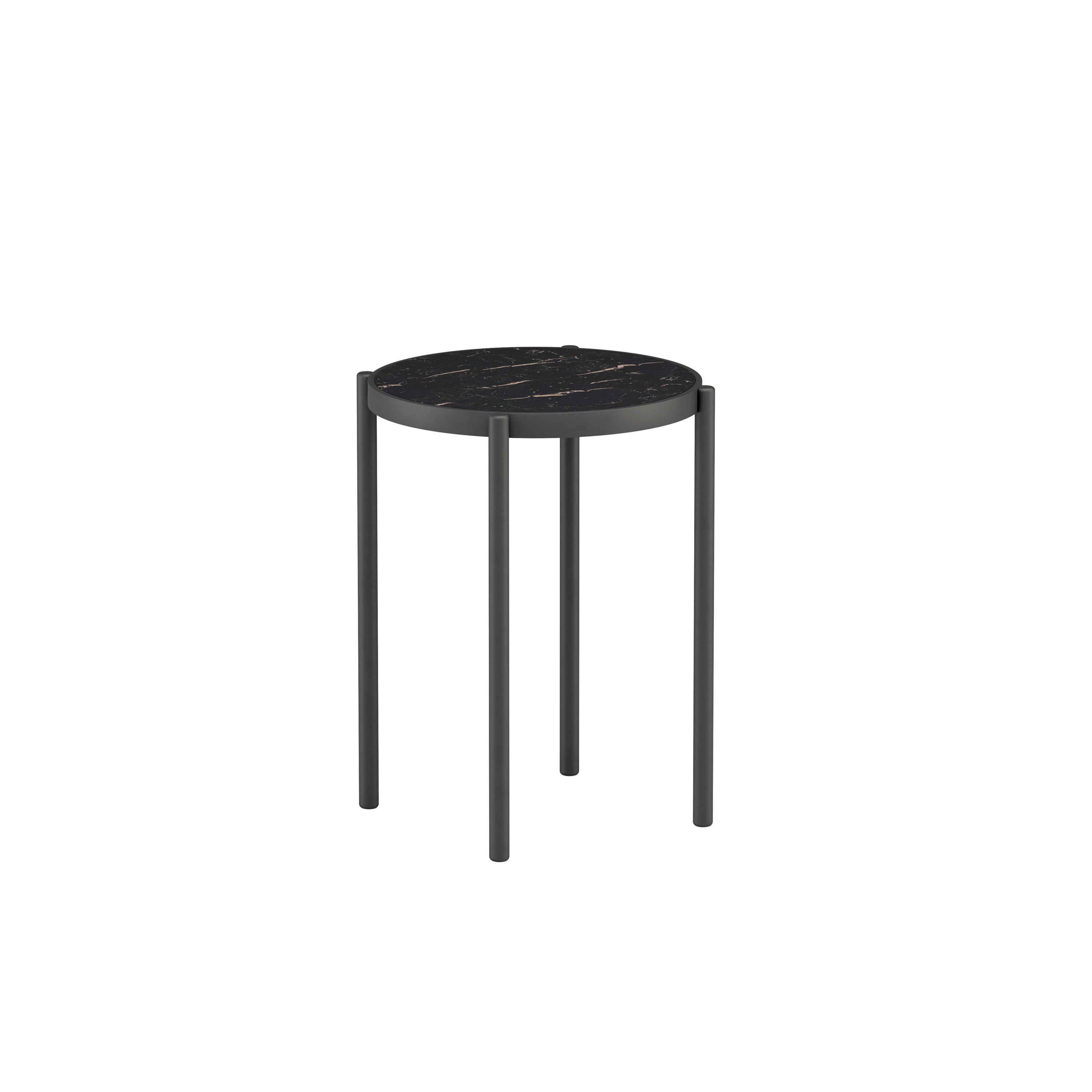 Display product Nesting side table from manufacturer Jardinico