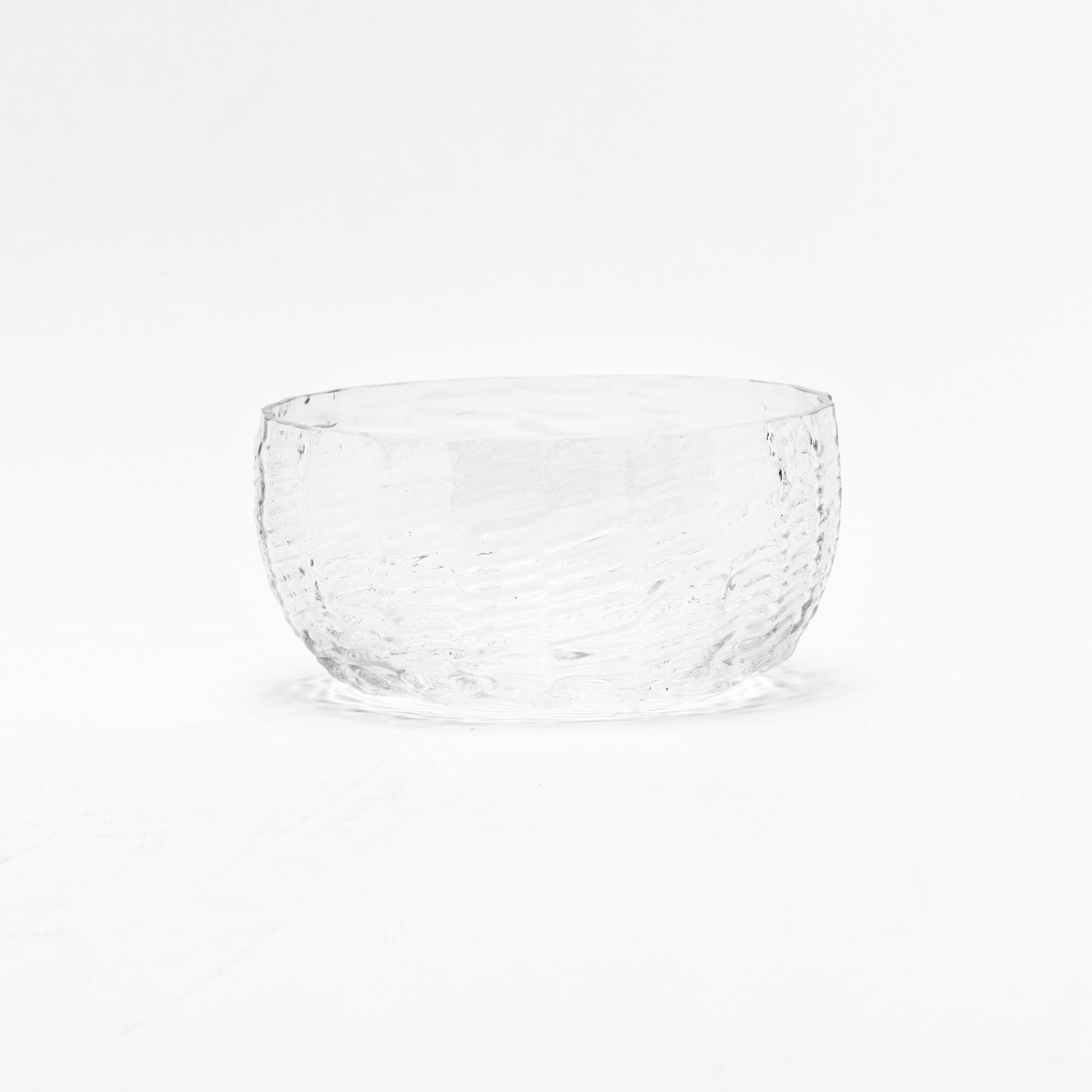 Afficher le produit Wicker Glass Bowl du fabricant tre product