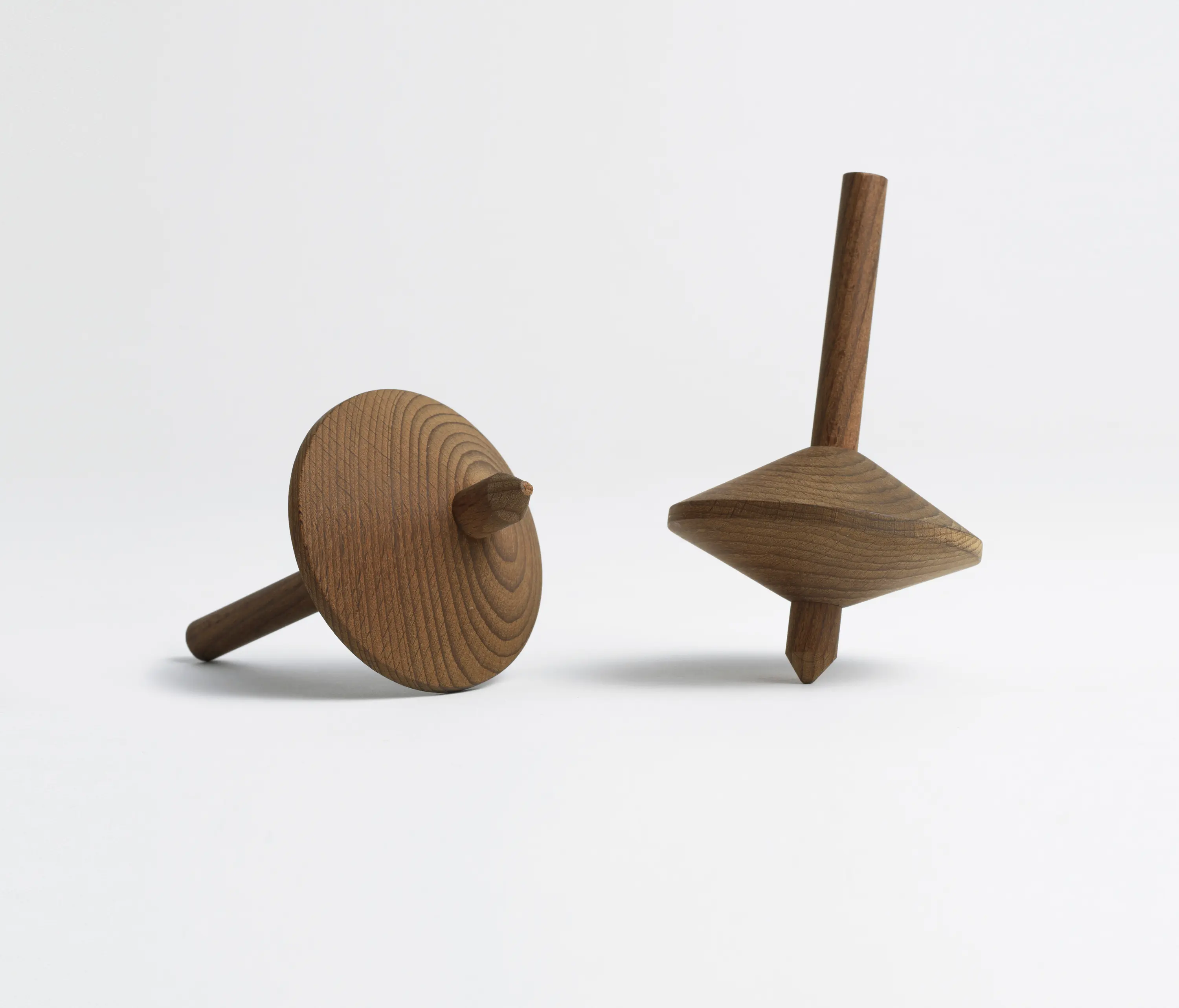 tre product - Simple Spinning Top