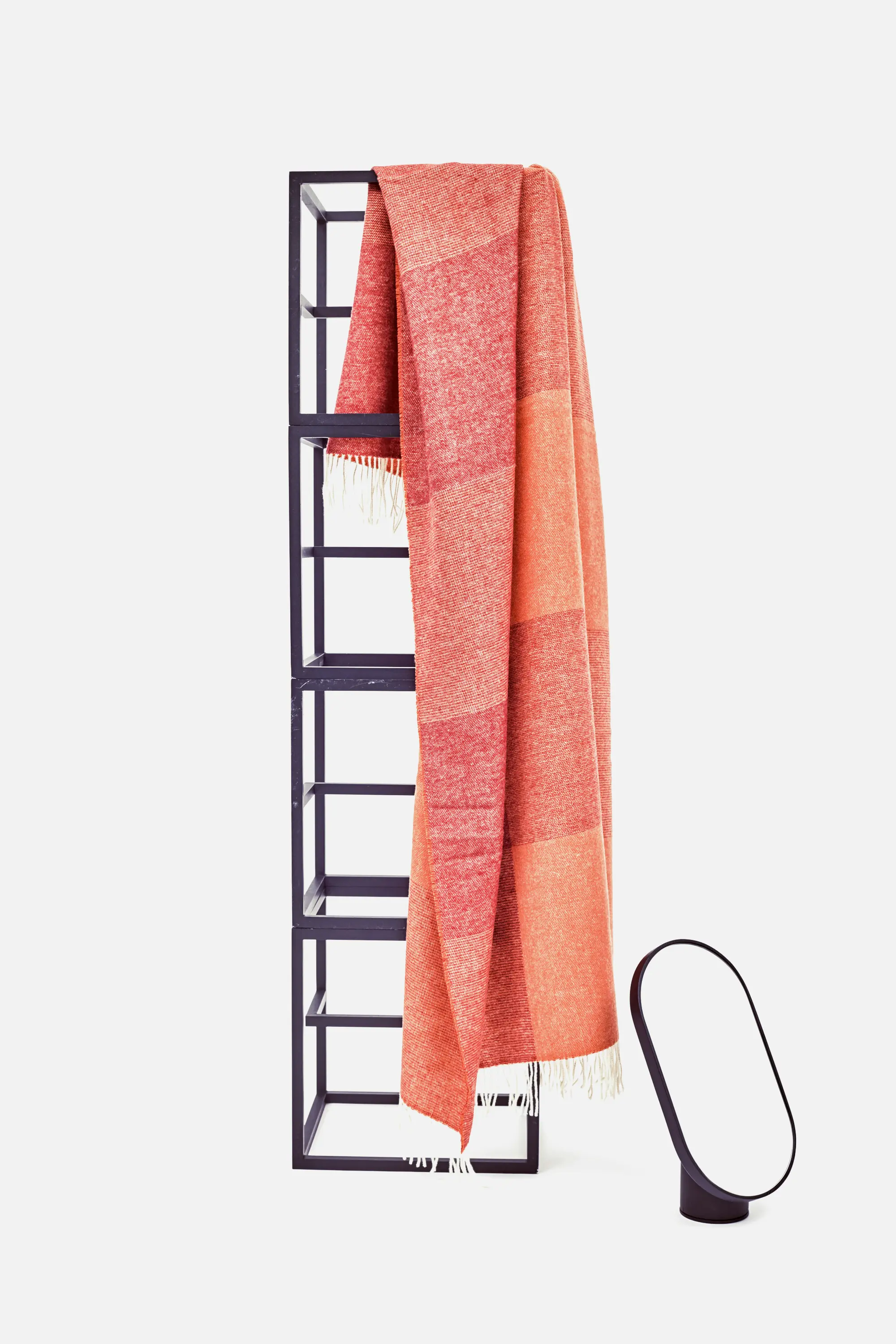 tre product - Blend Throw Red/White