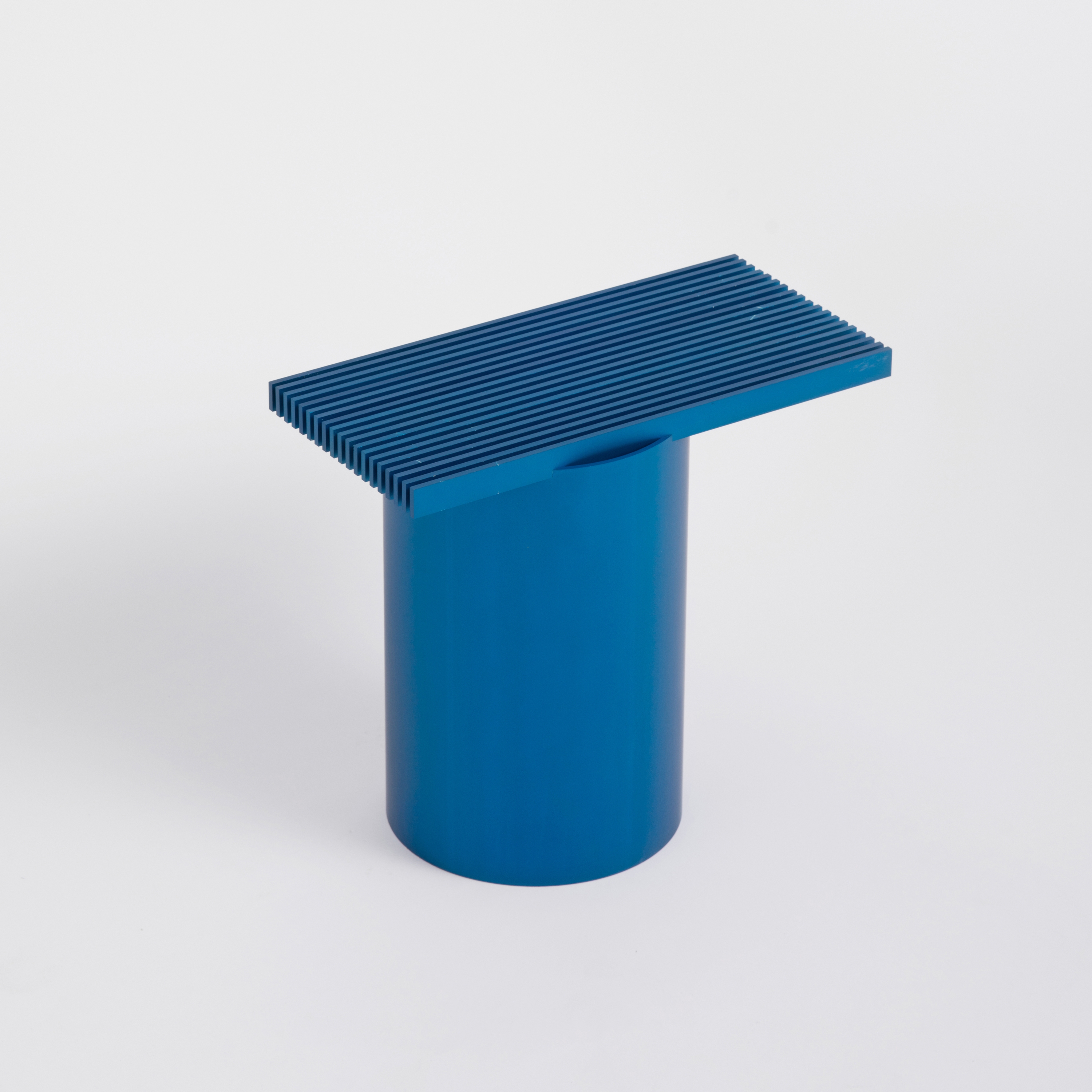 Display product Vent Table Blue from manufacturer tre product