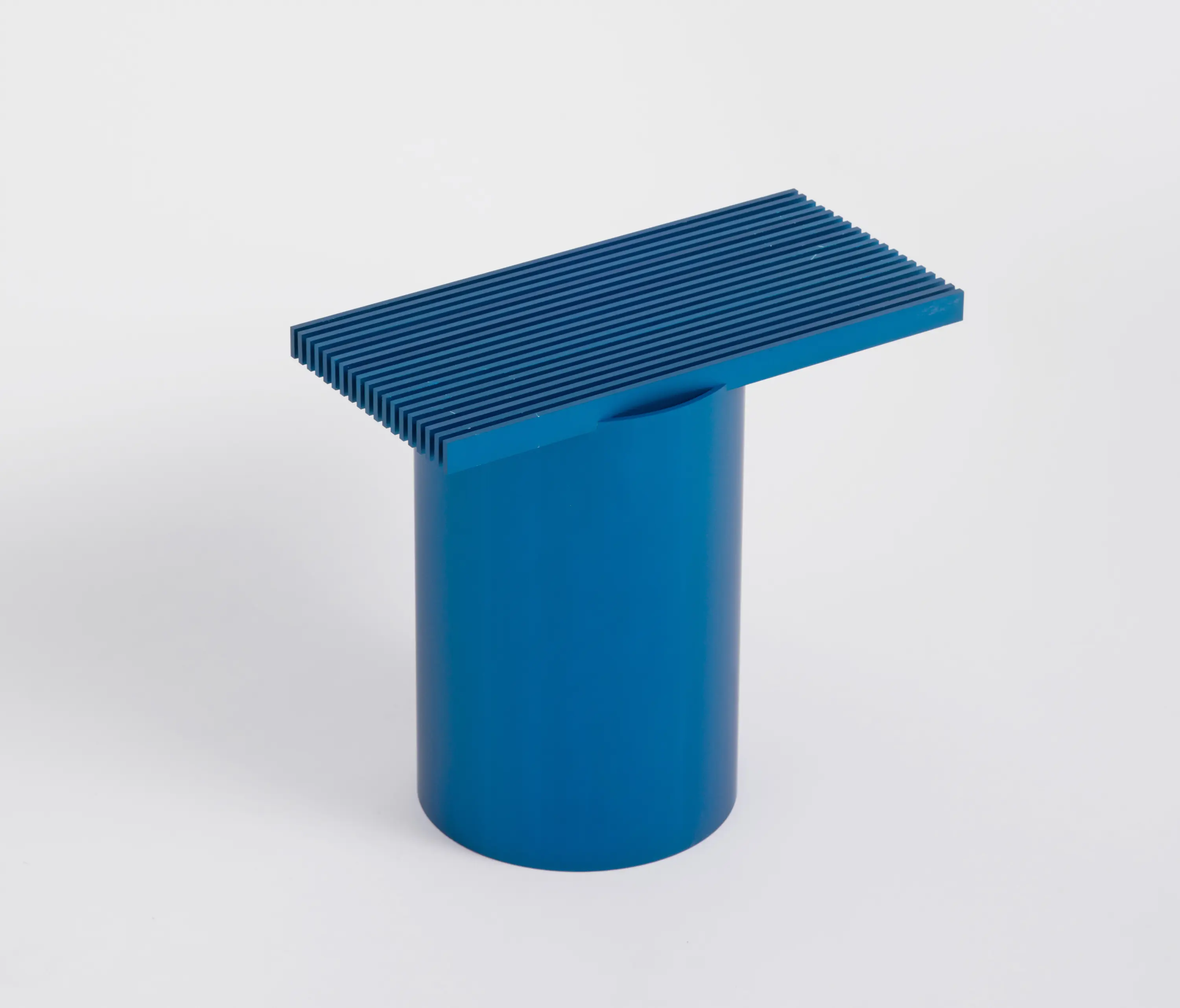 tre product - Vent Table Blue