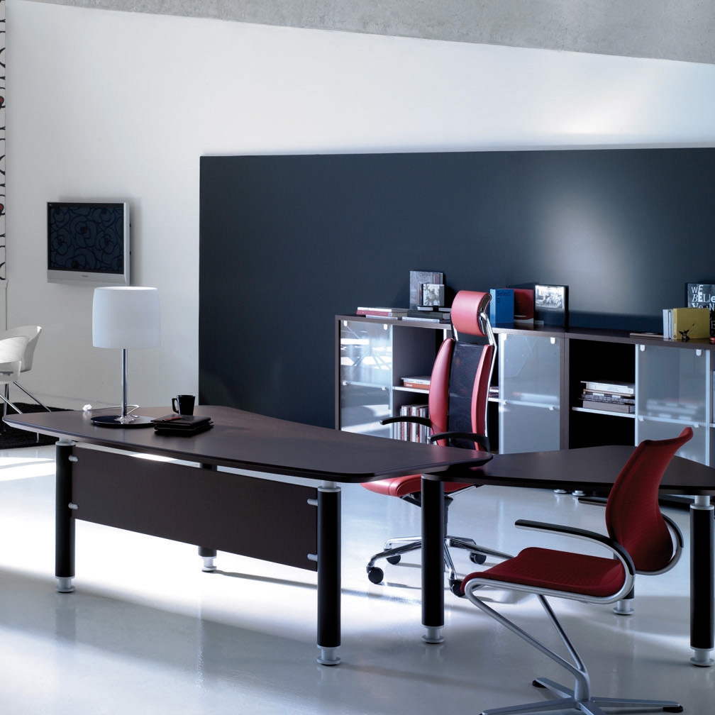 Mostra il prodotto Oceanus Executive Desk del produttore Guialmi