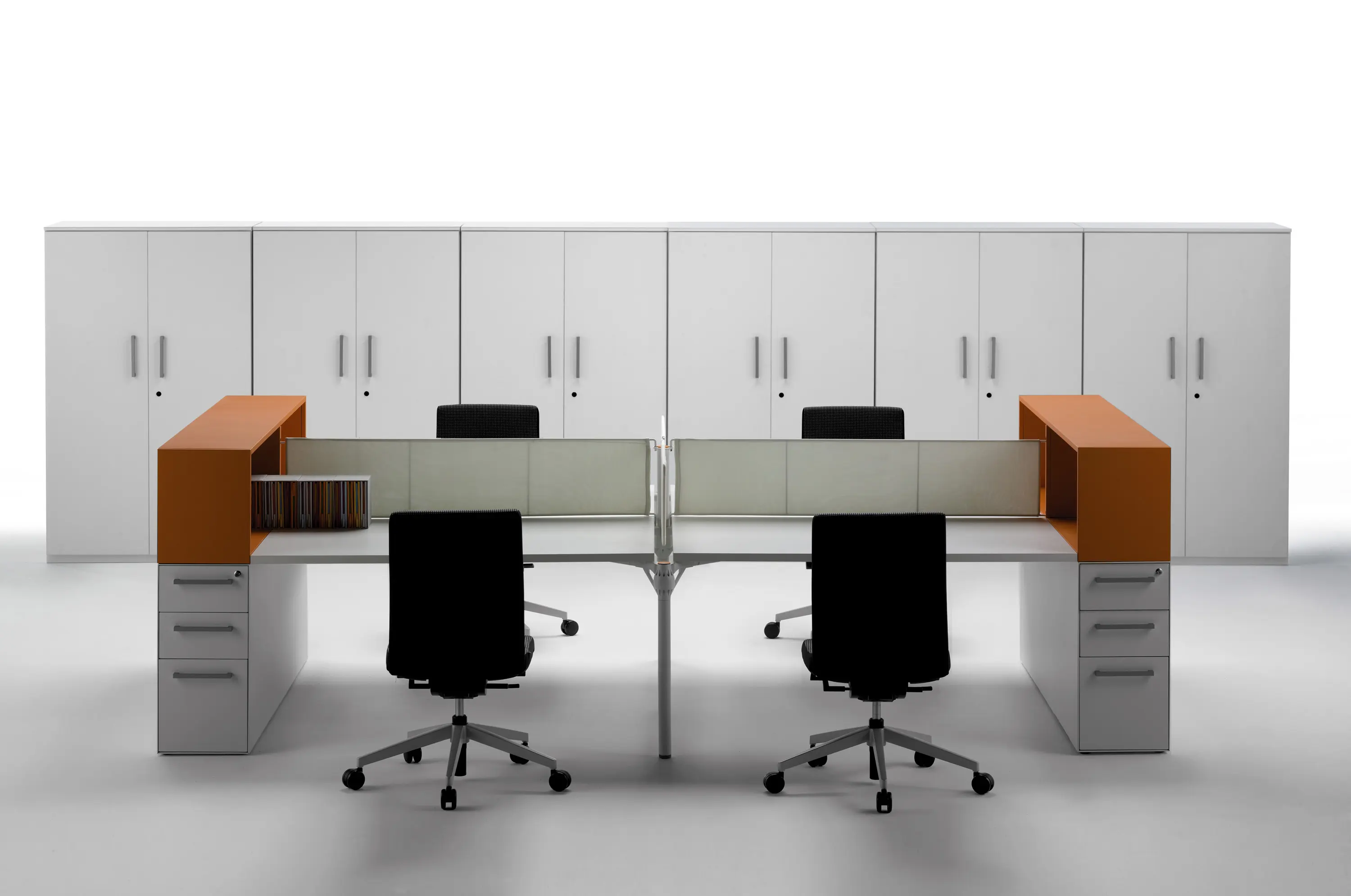 Guialmi - Layer Operative Desking System