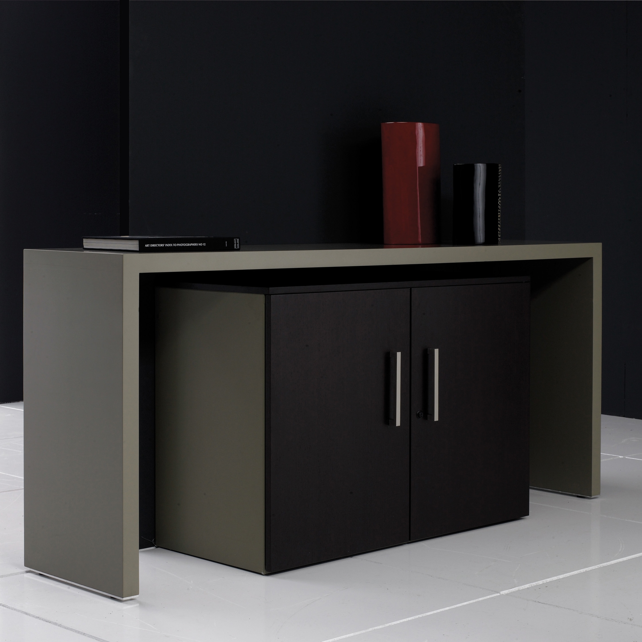 Display product Layer Operative Desking System from manufacturer Guialmi