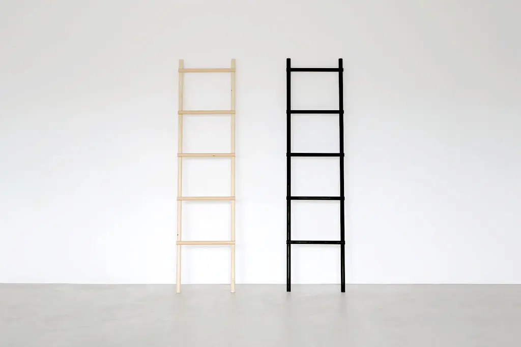 Moheim - Ladder Rack | black