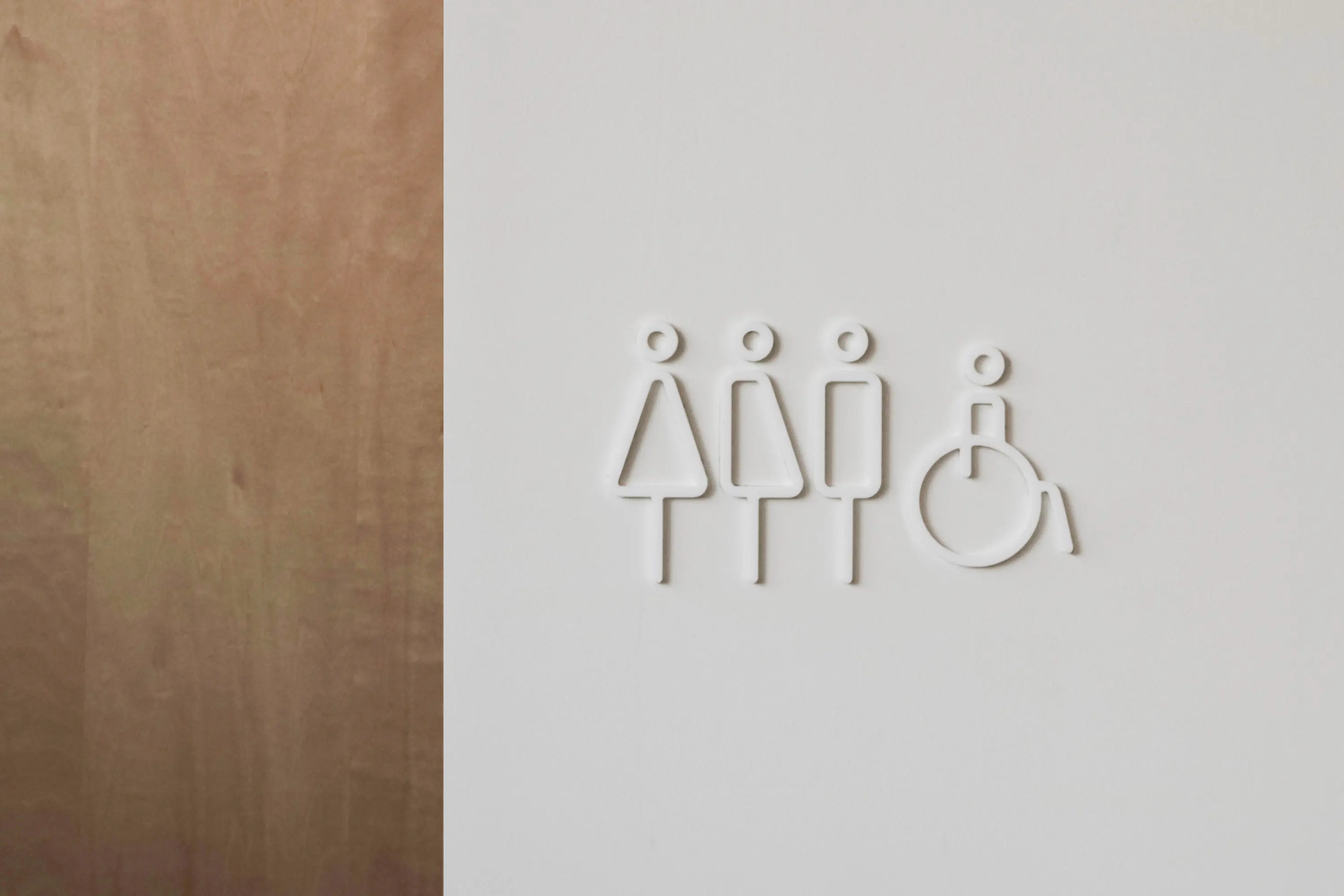 Moheim - Restroom Sign | 4pcs | white
