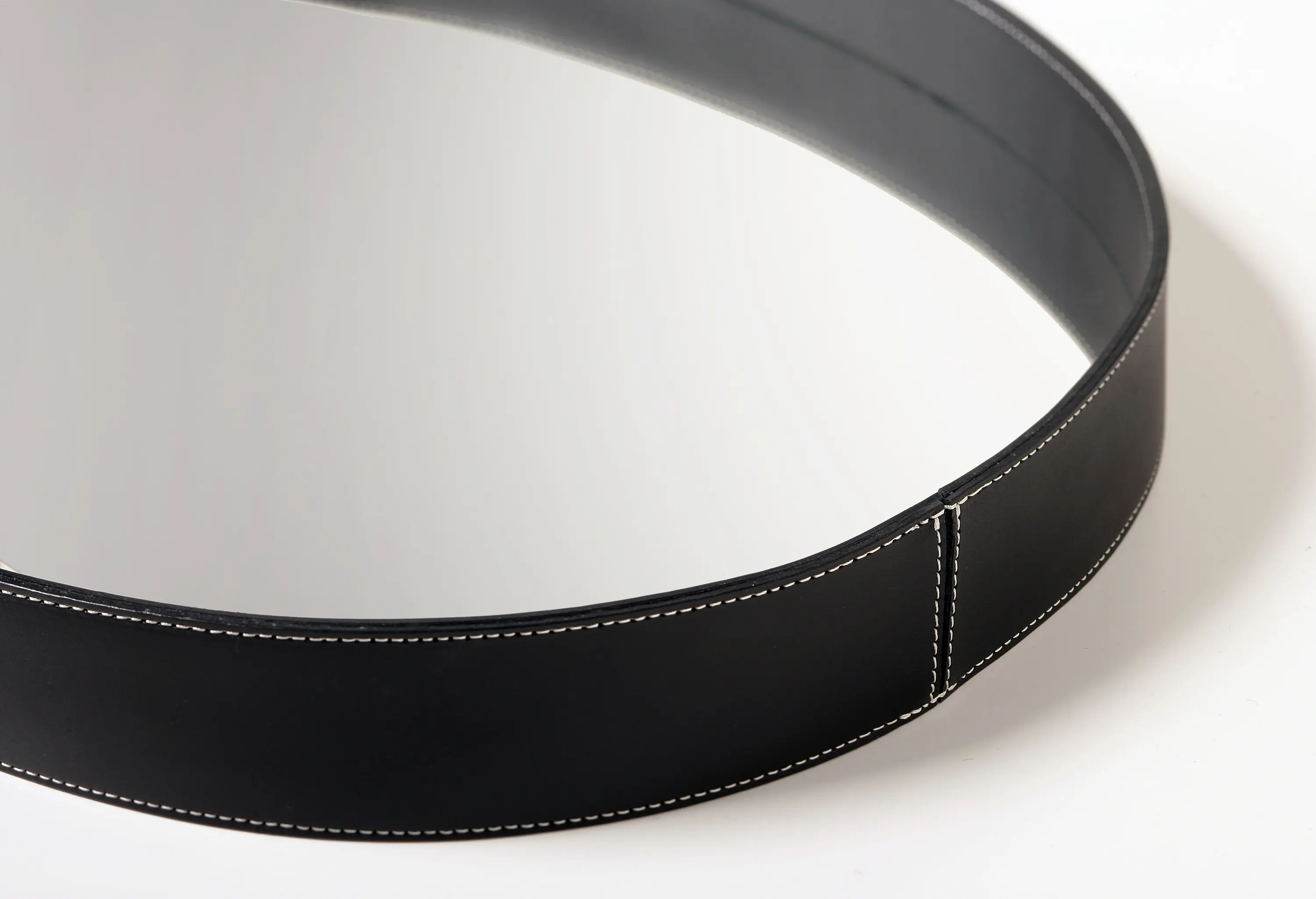 Moheim - Oval Mirror