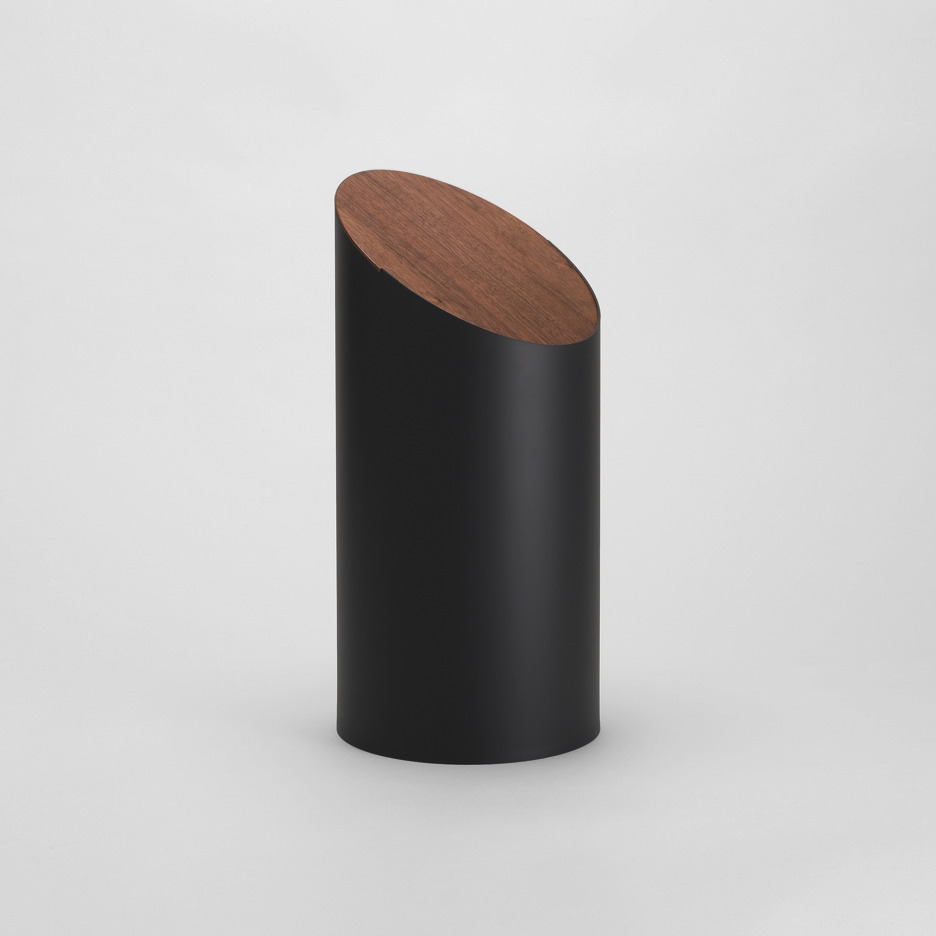 Swing Bin | M