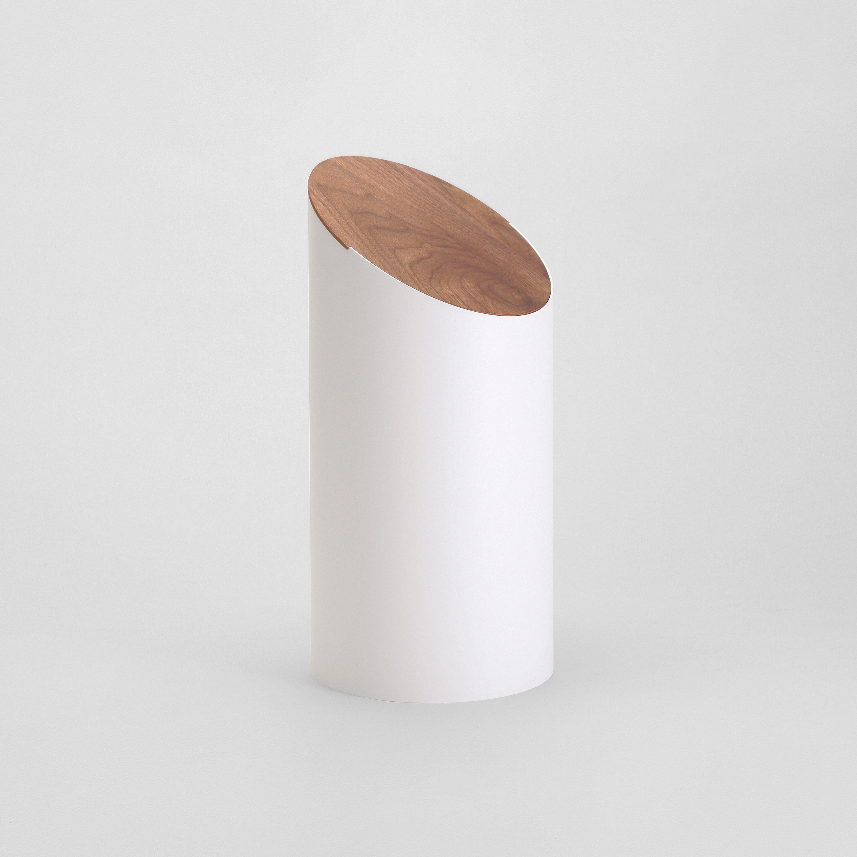 Swing Bin | M