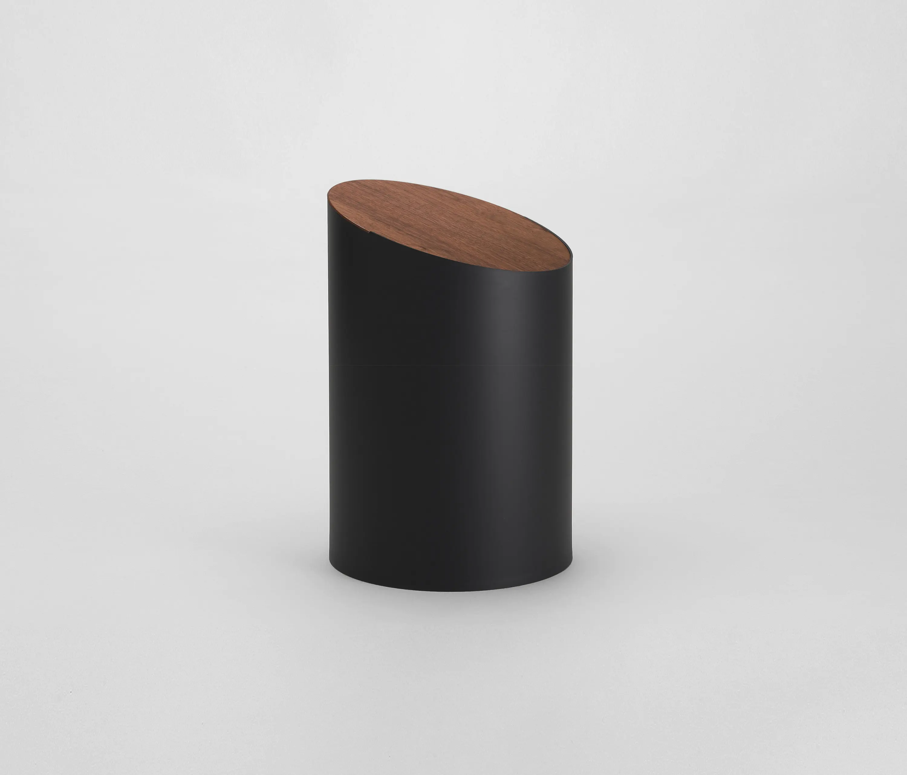 Moheim - Swing Bin | S