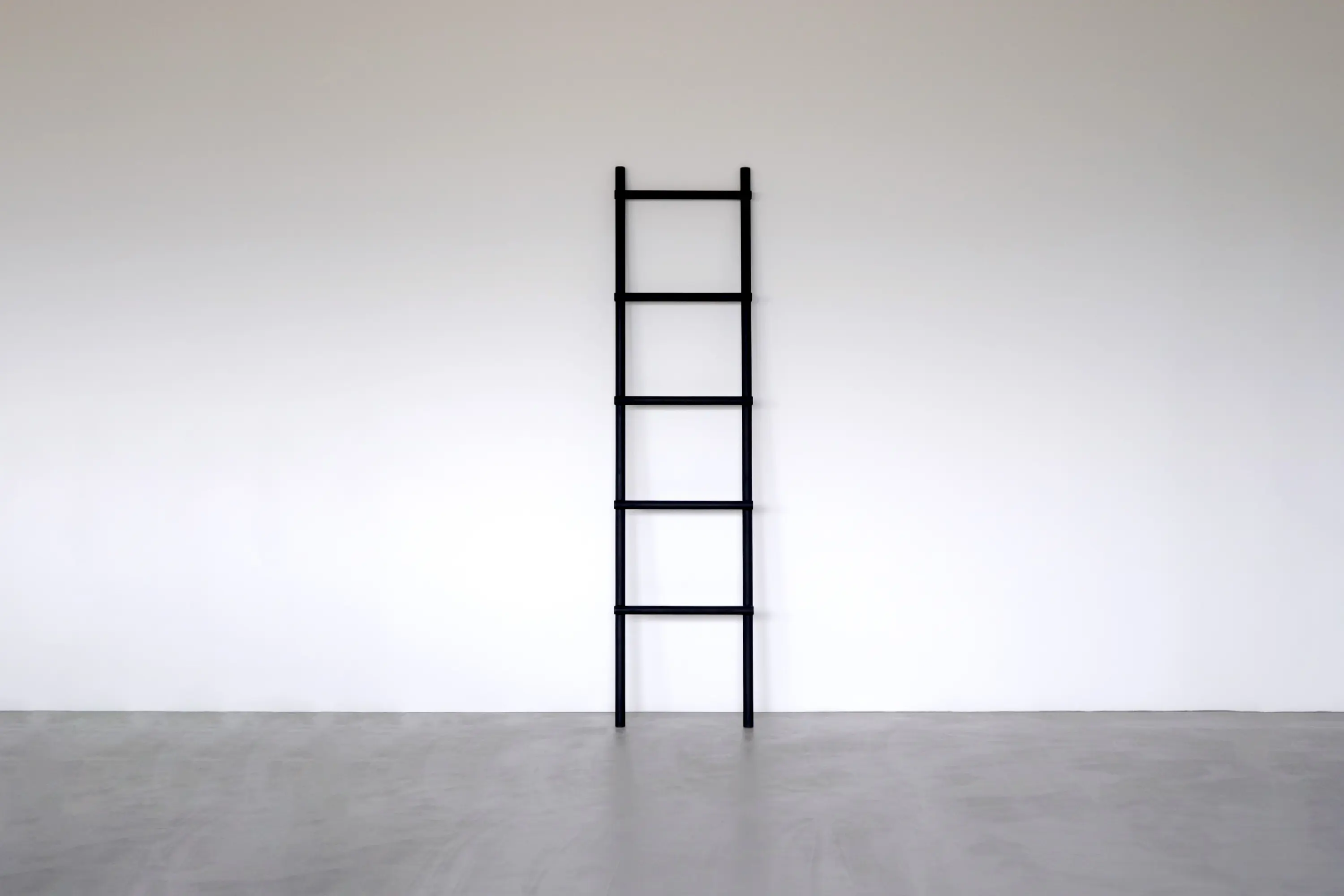 Moheim - Ladder Rack | black