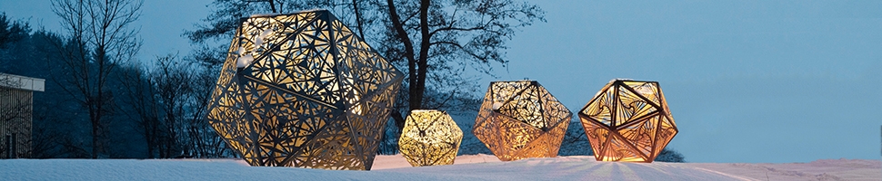 Discover the world of manufacturer Sacrea