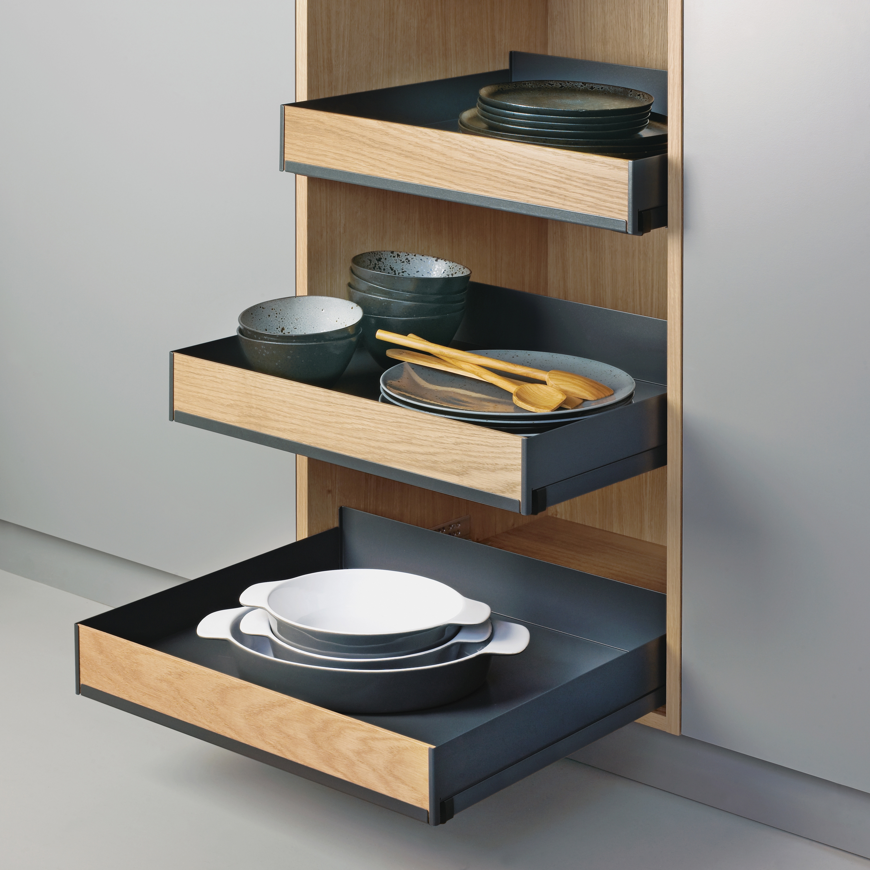 Display product Extendo Pull-Out Shelf from manufacturer peka-system