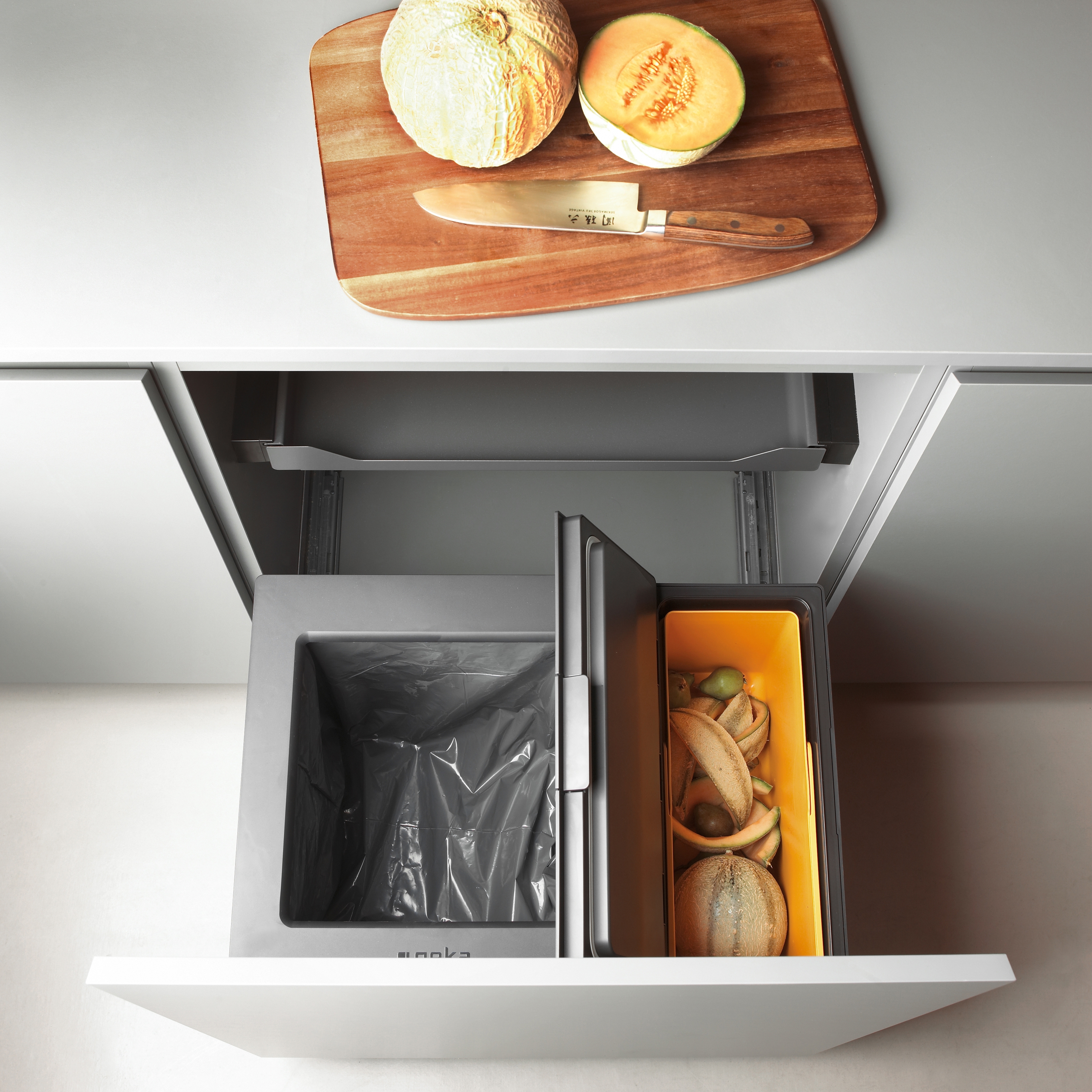 Mostra il prodotto Sistema di Rifiuti Oeko Freezyboy Universal del produttore peka-system