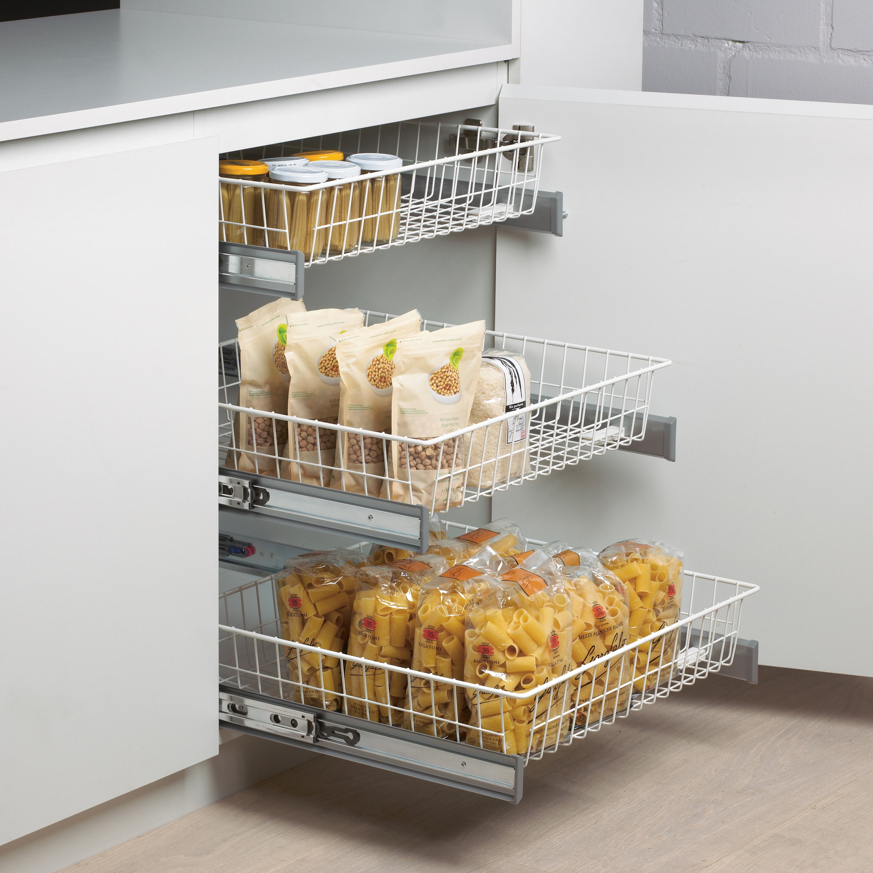 Display product Kobra Basket Pull-Out from manufacturer peka-system