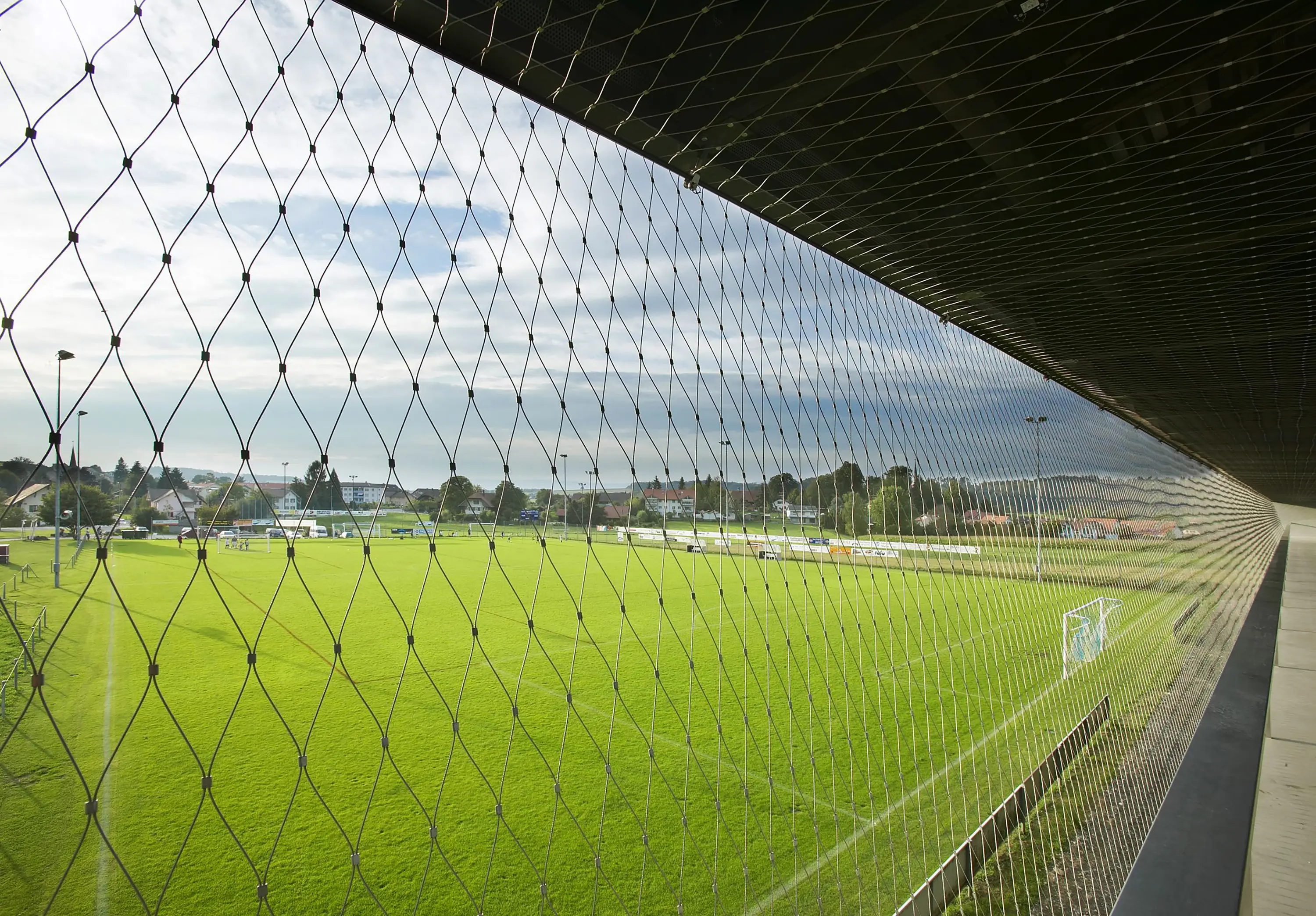 gallery-slide-0