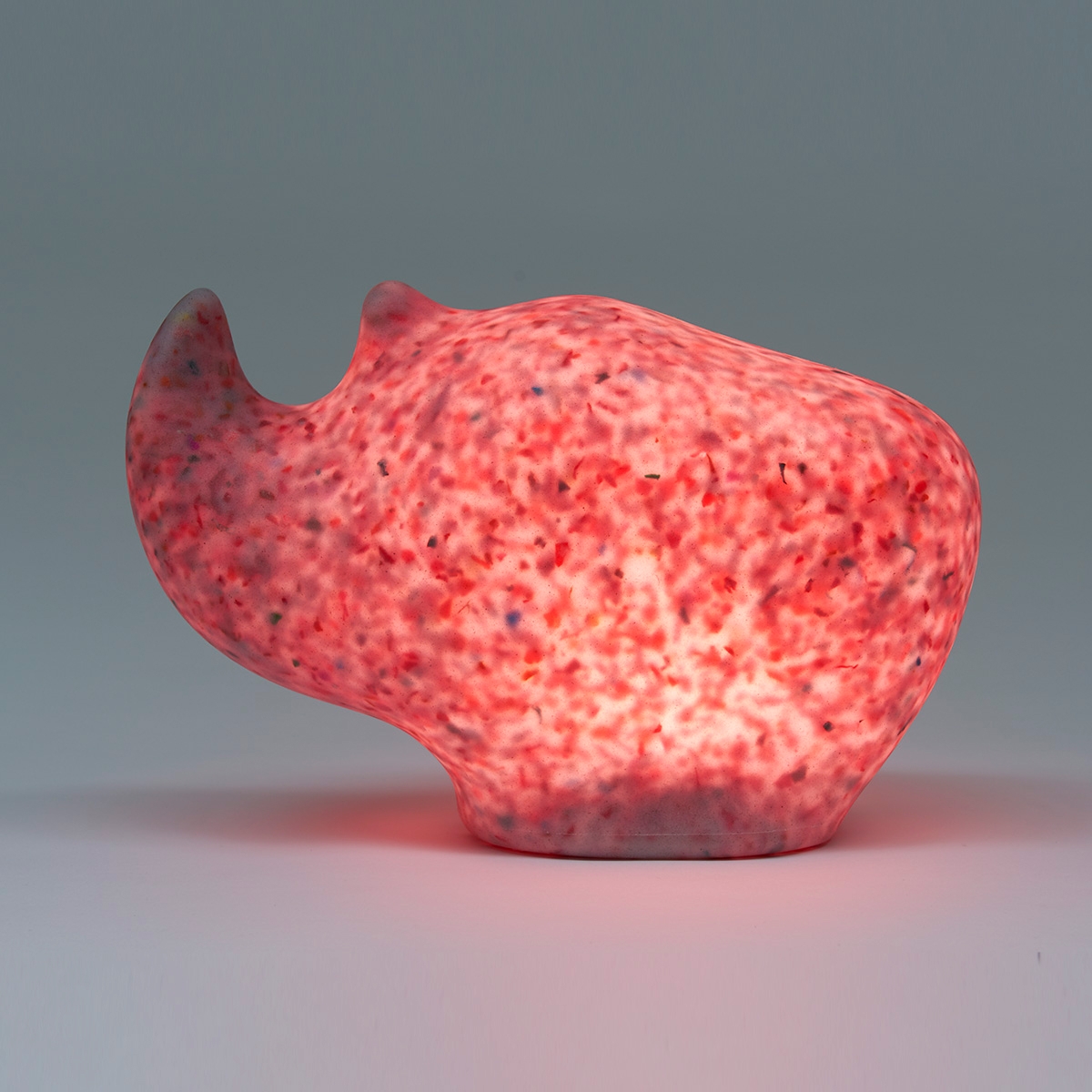 Vertoon produk Rhino Lamp | Strawberry van vervaardiger ecoBirdy