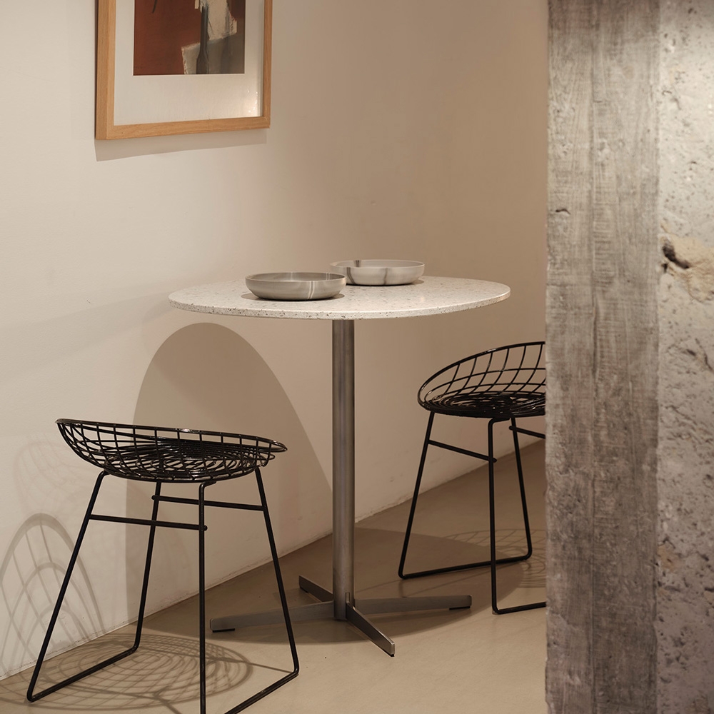 Frost Table | H74 Snow Top
