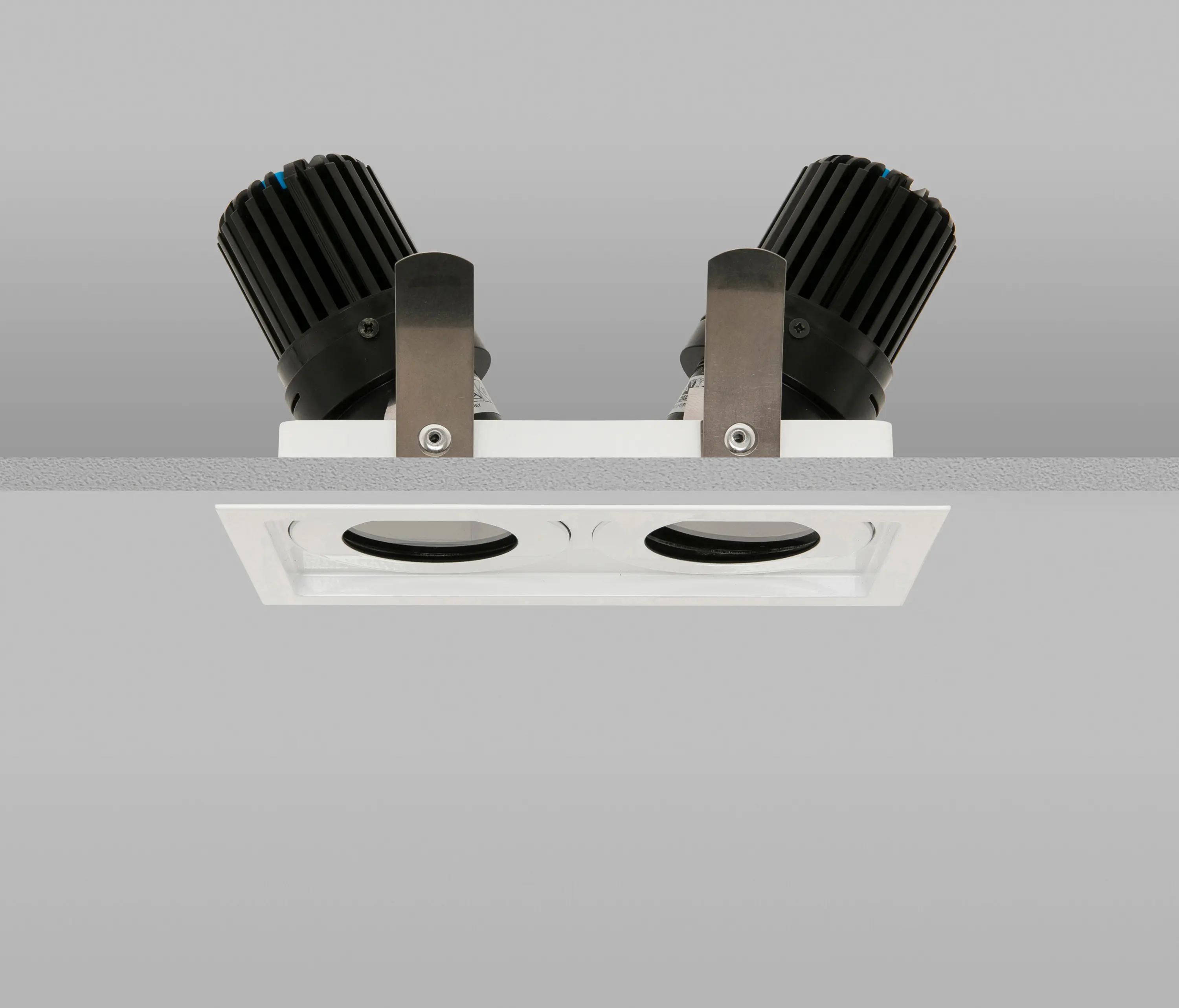 John Cullen Lighting - AquaSquare Double Trim 50+ White Narrow 2700K