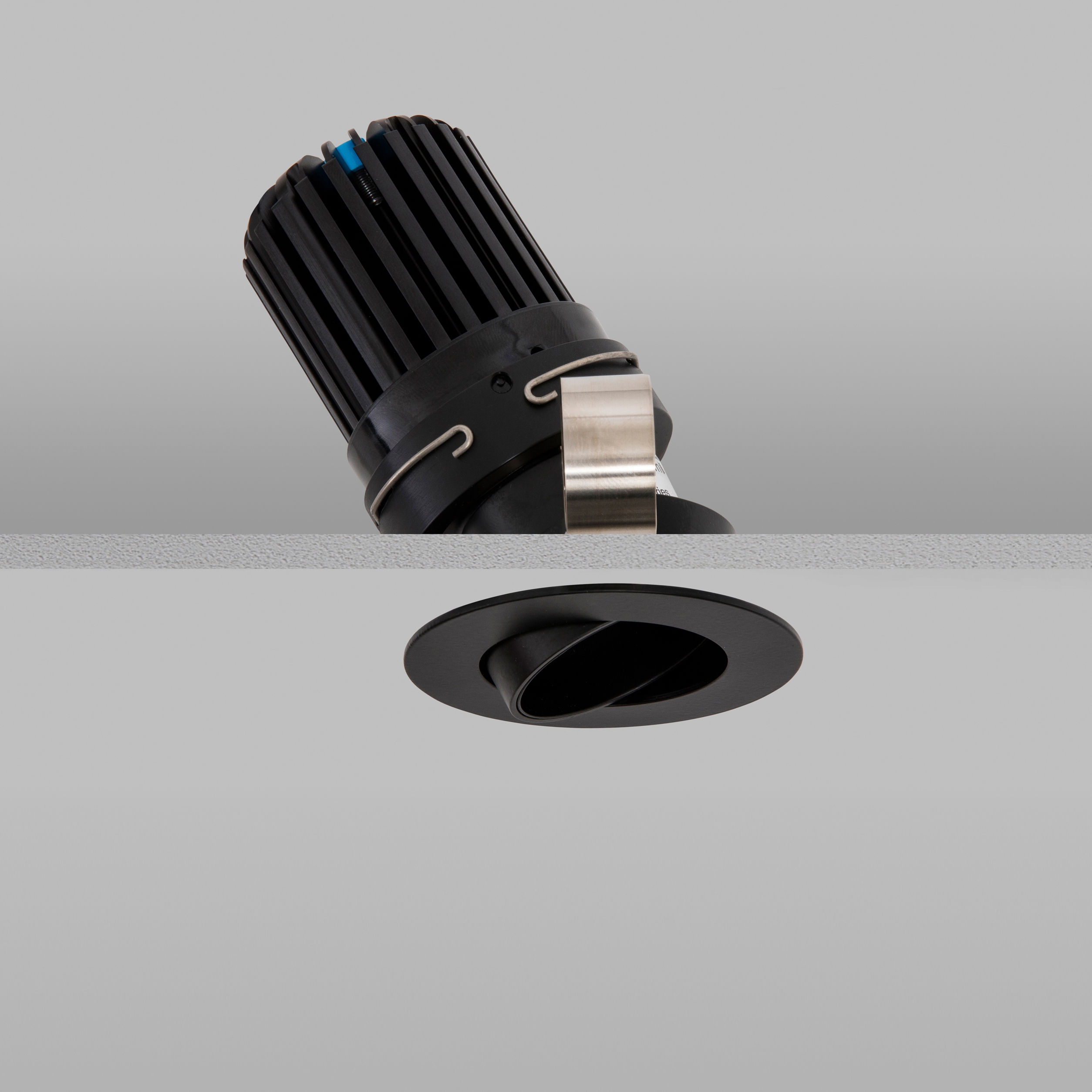 Display product Polespring 50+ Black Narrow 2700K from manufacturer John Cullen Lighting