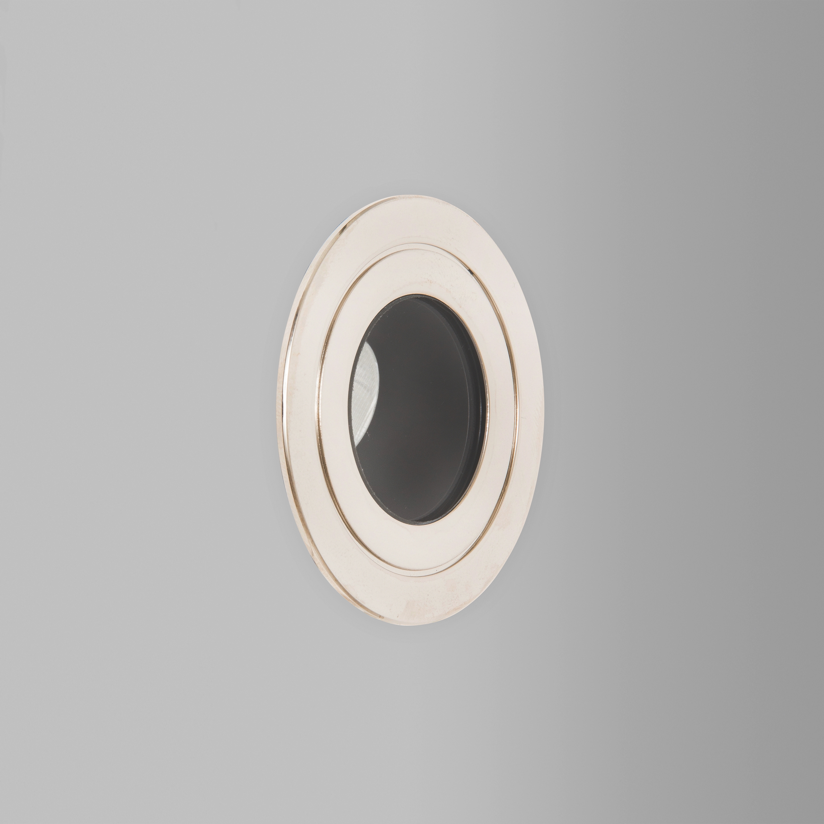 Riena Nickel 2700K