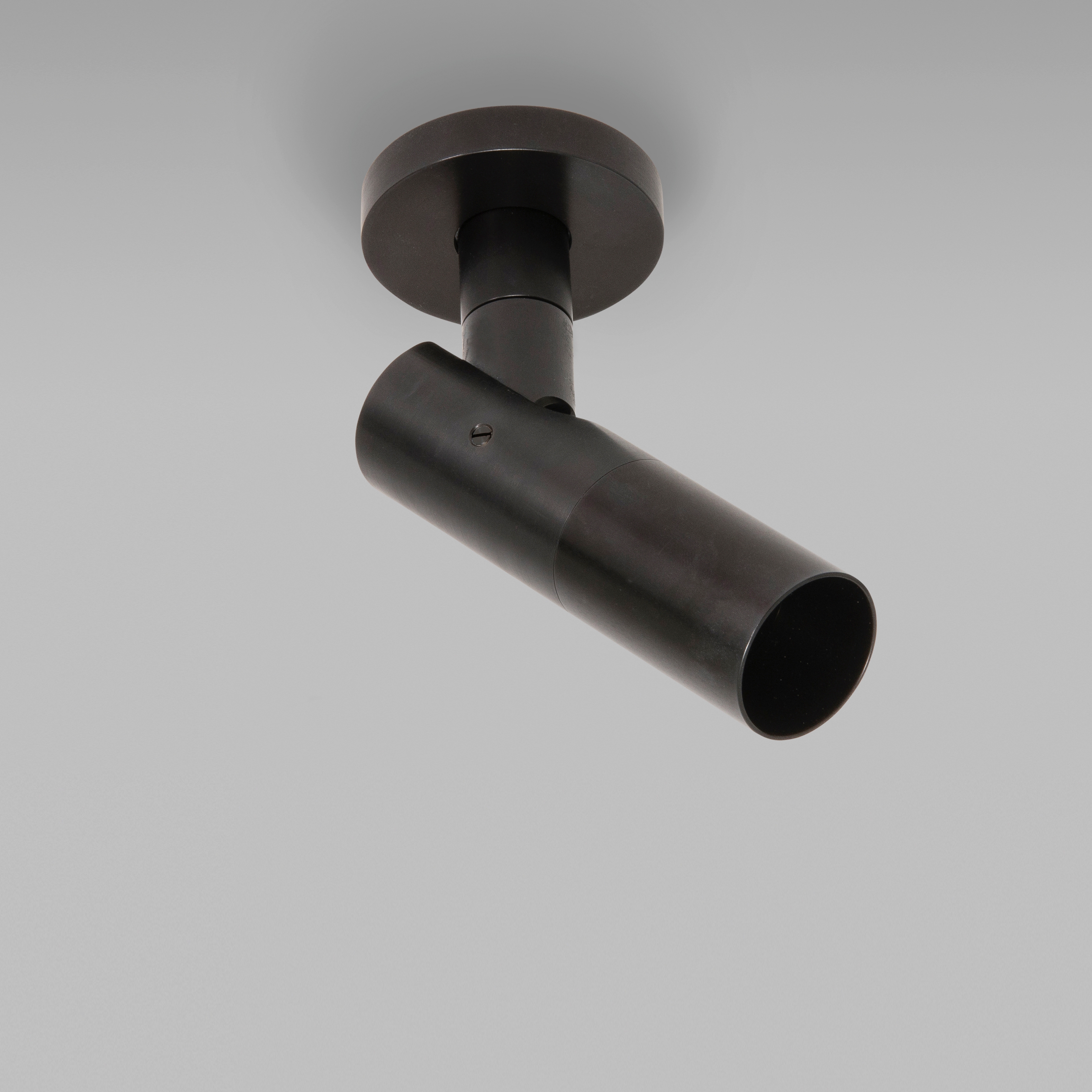 Produkt Vorsa Port 30 Black Narrow 2700K des Herstellers John Cullen Lighting anzeigen
