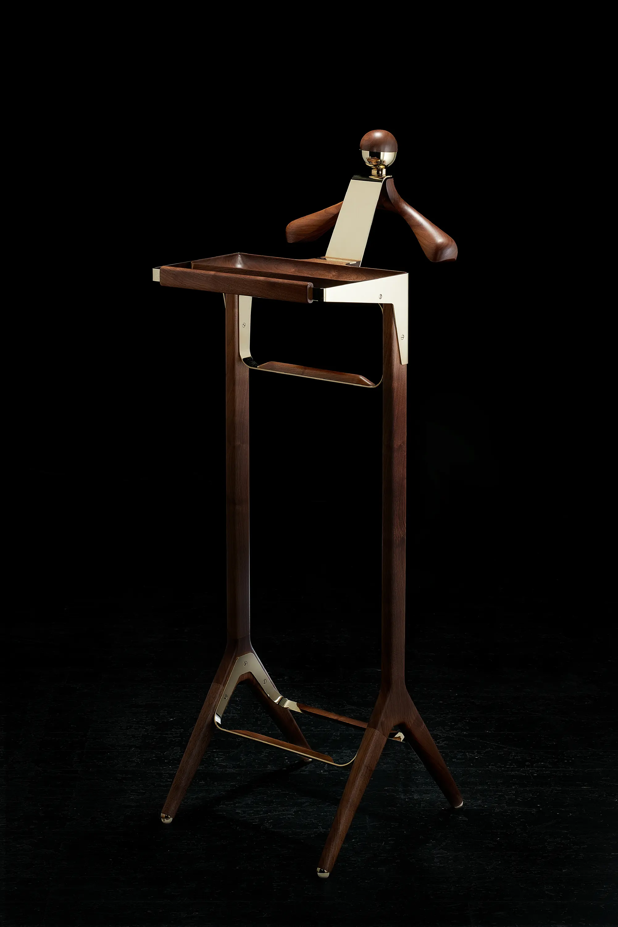Honorific - The Classical Valet Stand