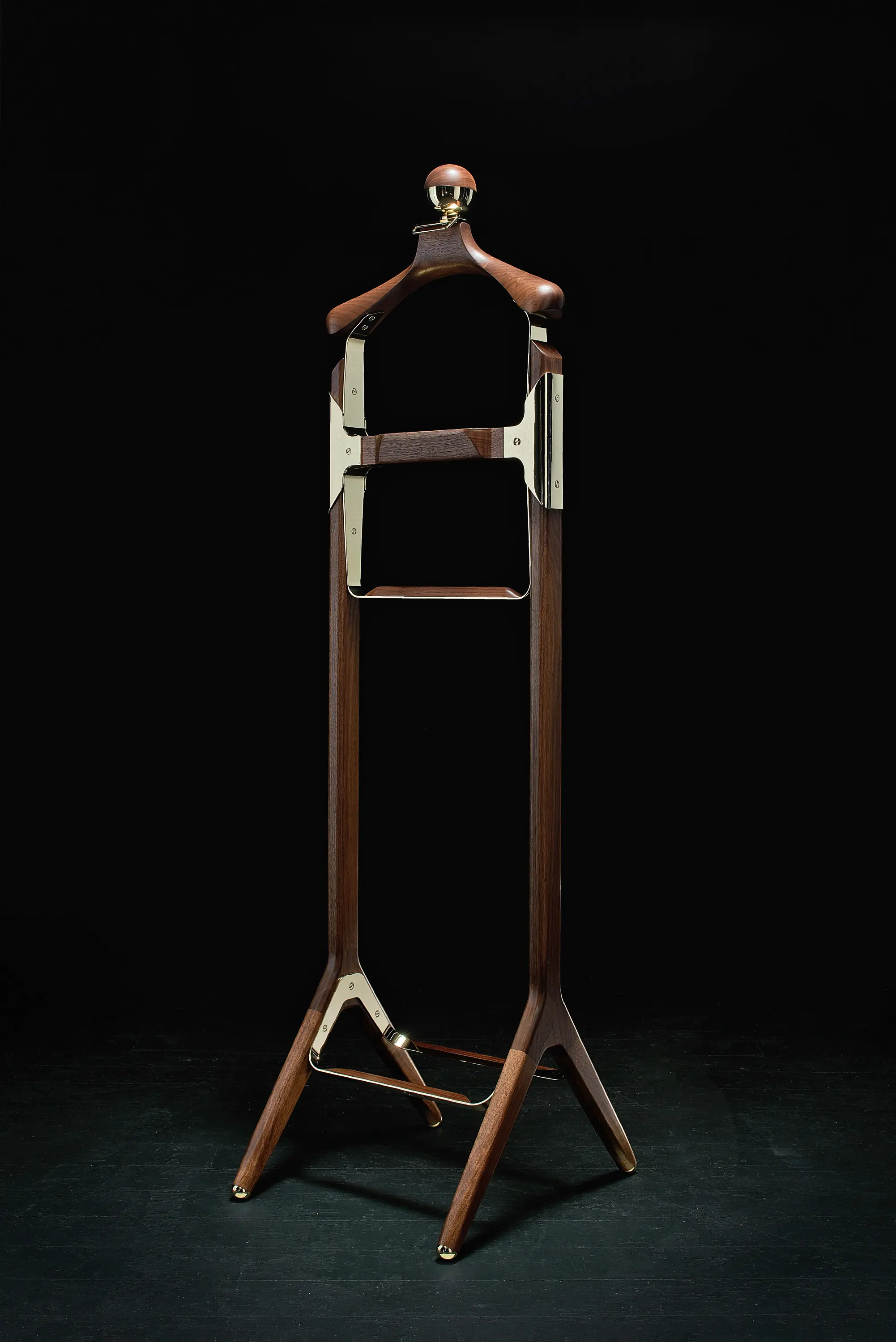 Honorific - The Permanent Style Valet Stand