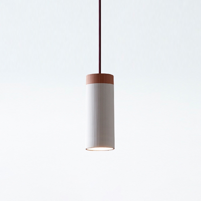 Mostrar el producto Rigatoni Bone (medium) del fabricante Hand & Eye Studio