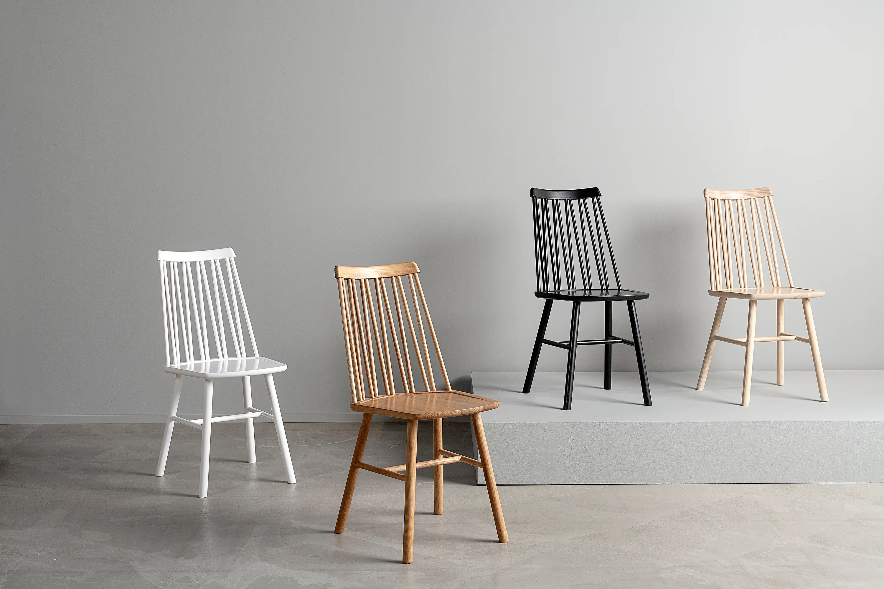 Hans K - ZigZag bench ash blonde