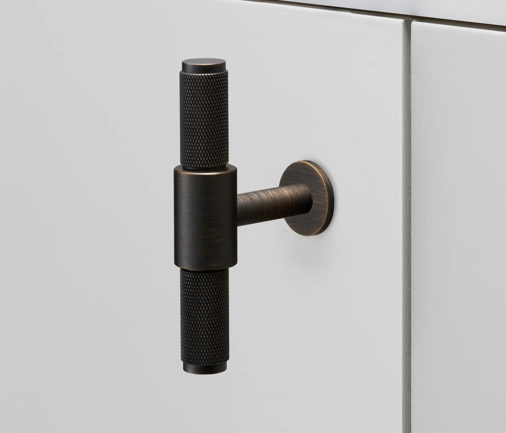 Buster + Punch - Cabinet Hardware | T Bar