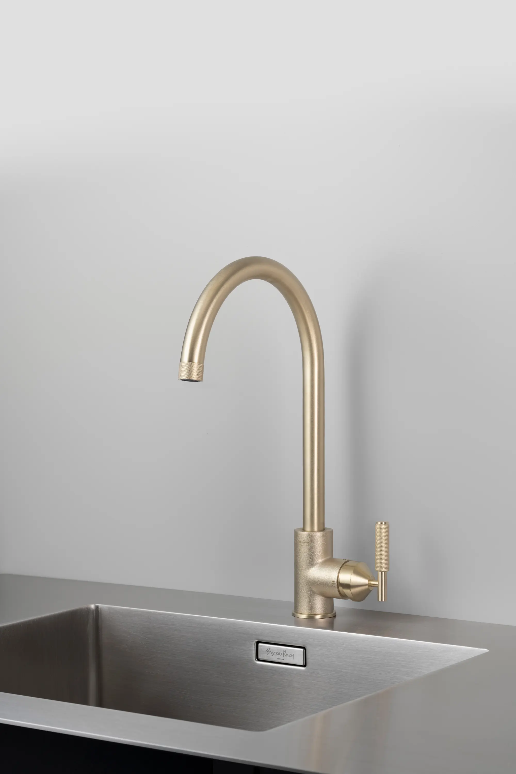 Buster + Punch - Kitchen Accessories | Mixer Tap Linear