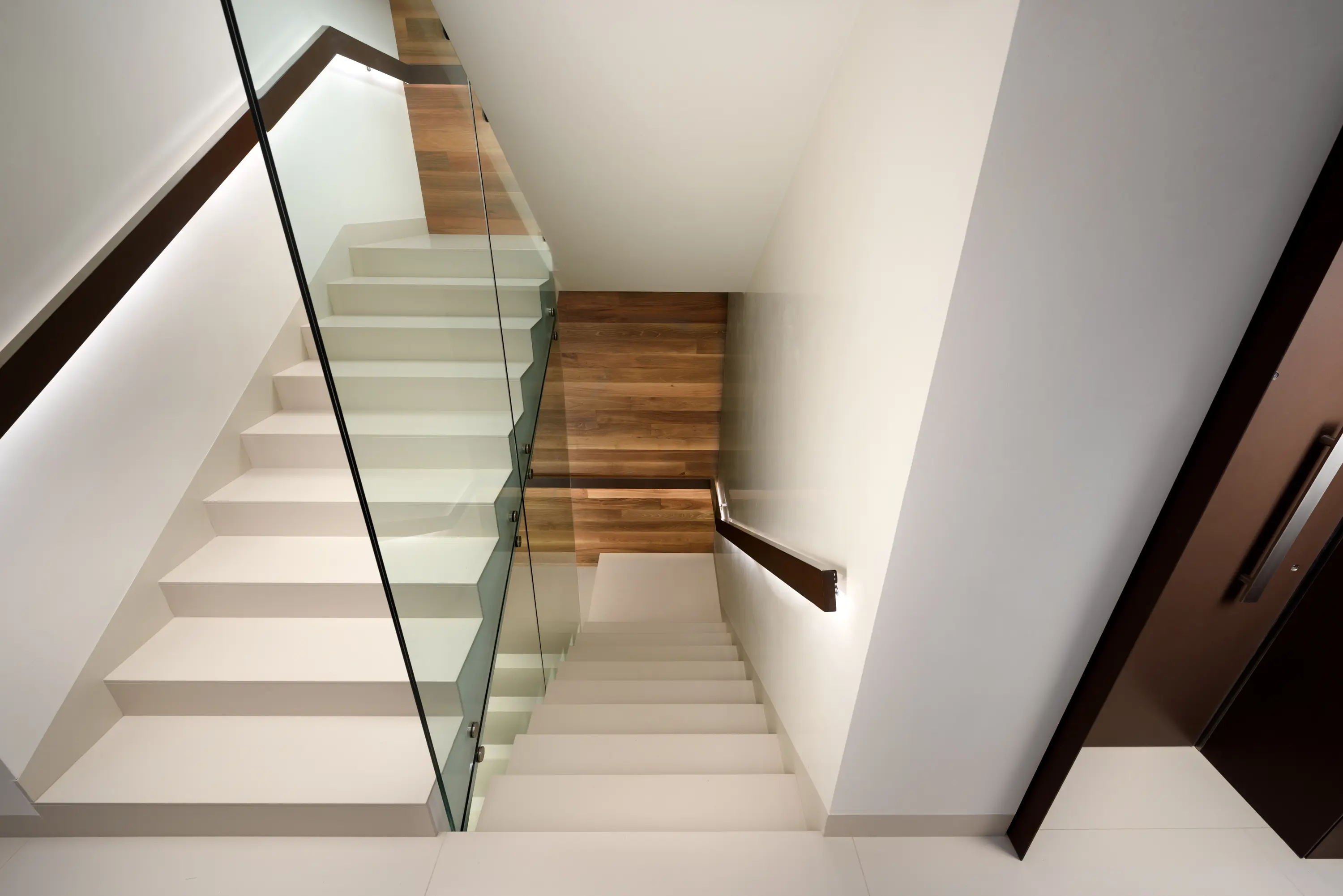 gallery-slide-1
