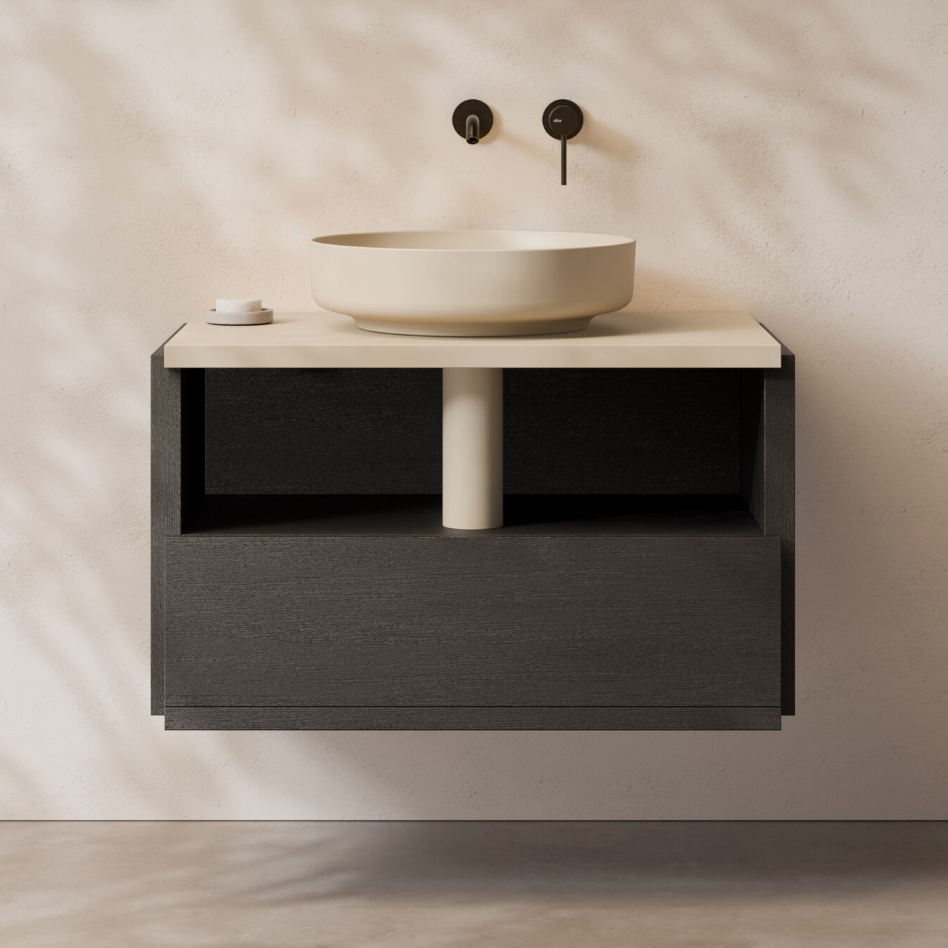 Mostra il prodotto Lari 80 h50 C del produttore Alice Ceramica