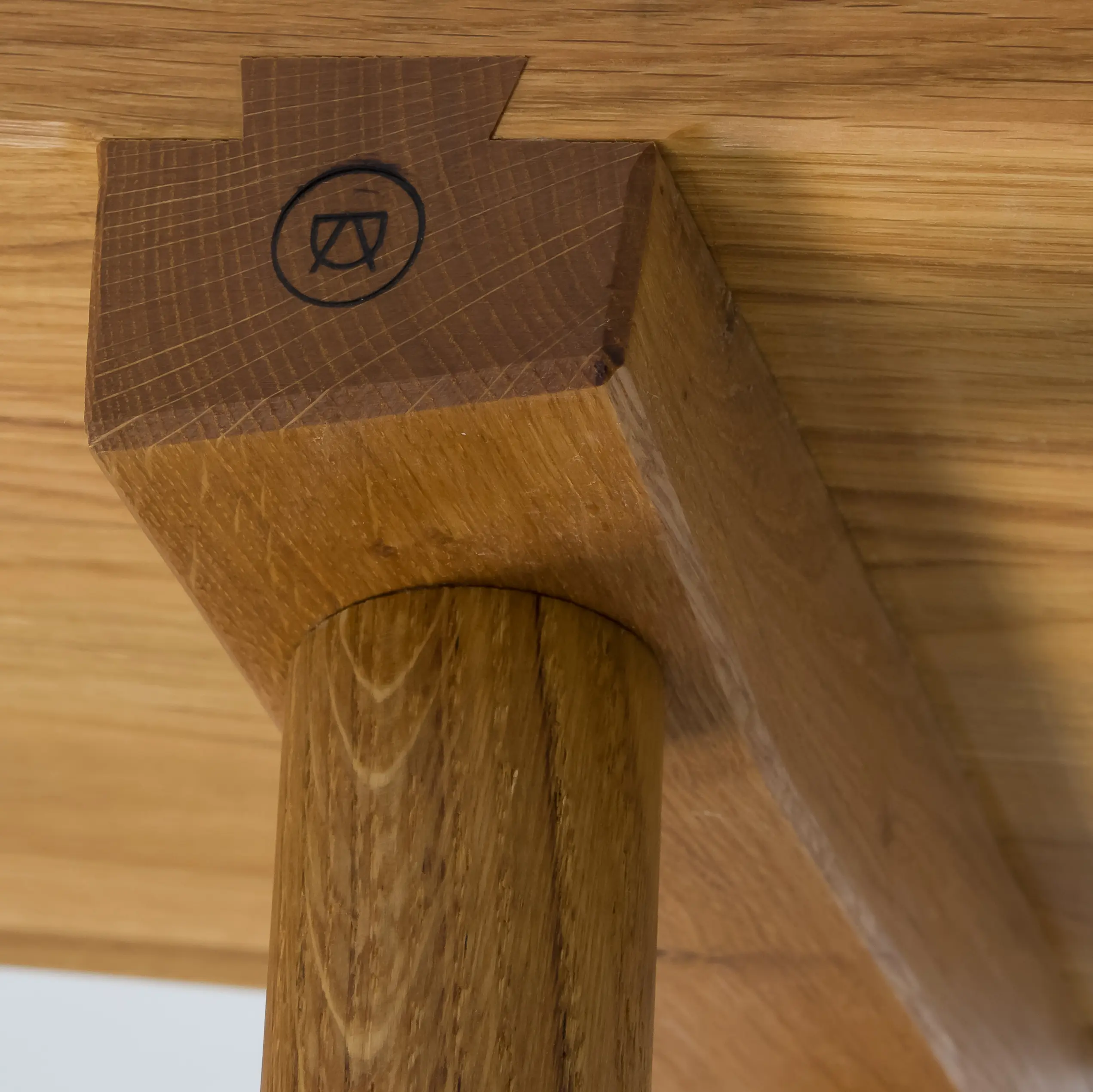 Anton Doll - Nikklas Bench