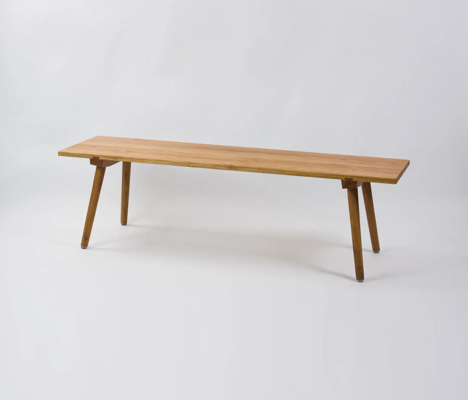 Anton Doll - Nikklas Bench