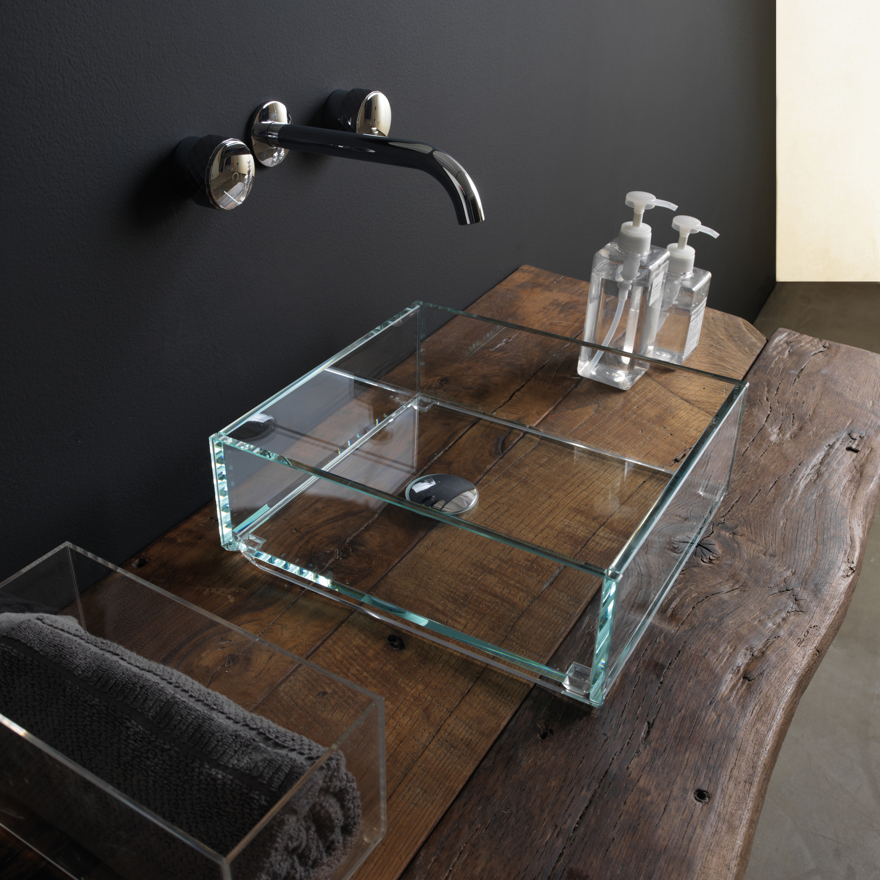 Display product Glass from manufacturer GSG Ceramic Design