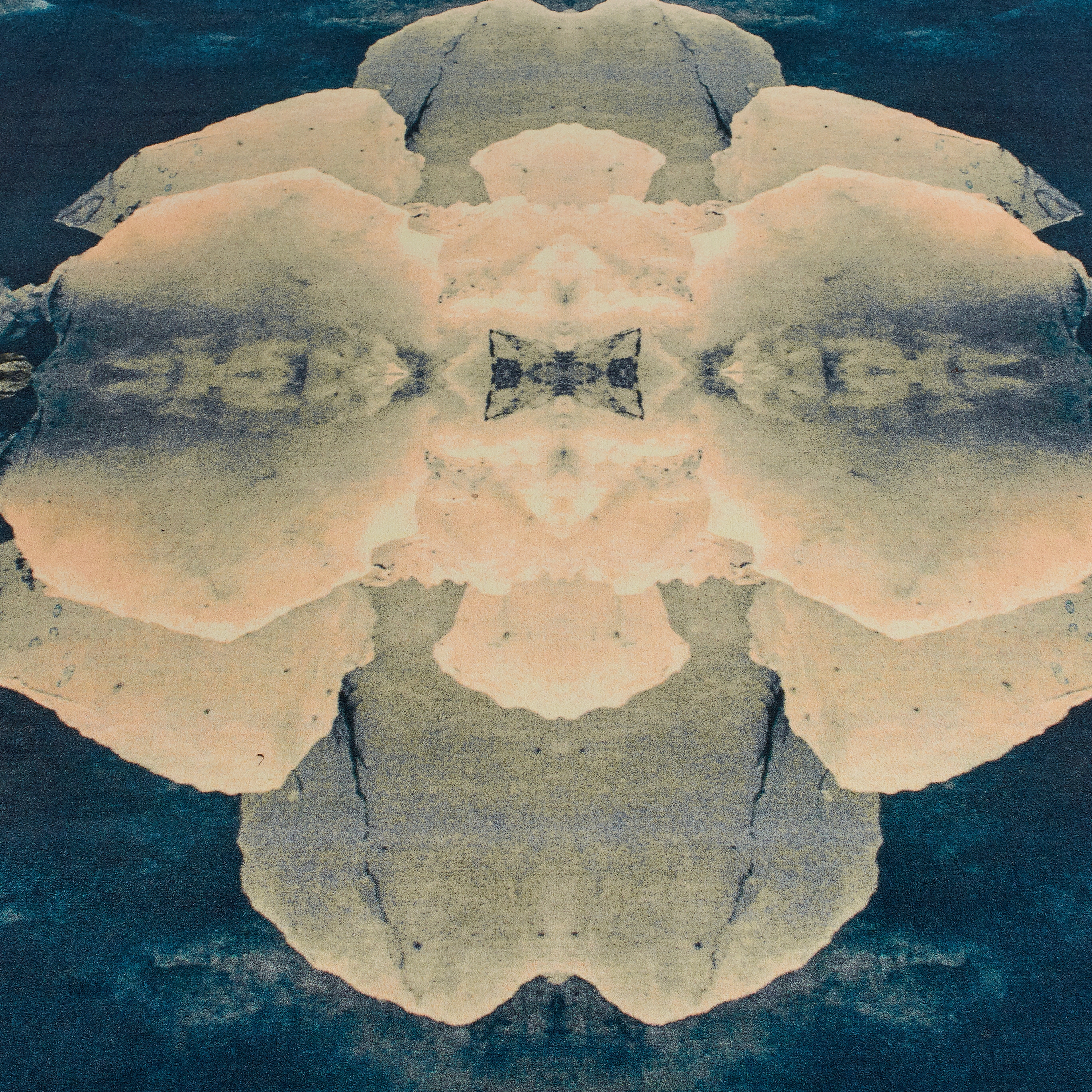 Mostra il prodotto Reflection IV del produttore massimo copenhagen