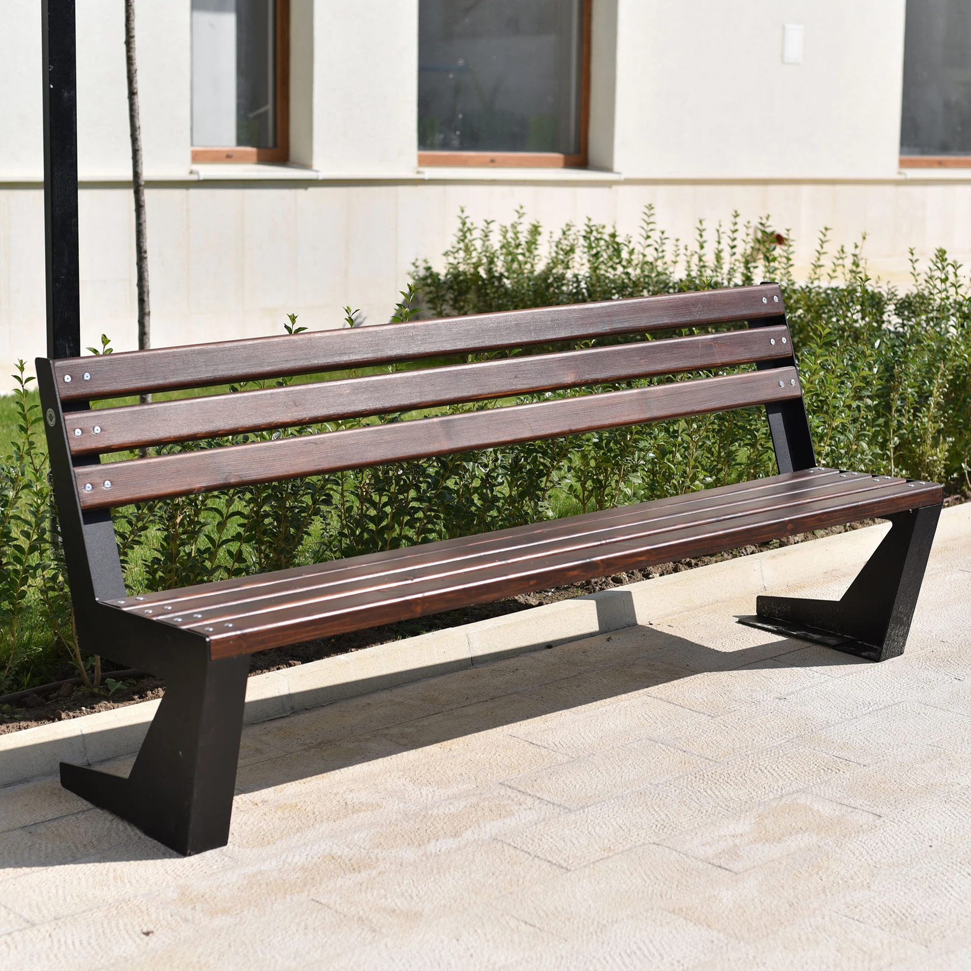 METAL BENCHES
