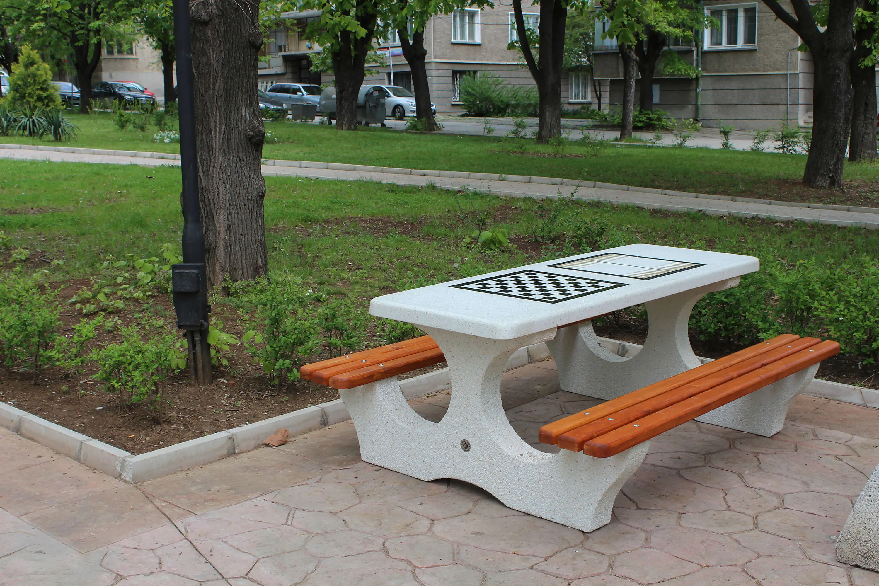 ETE - Concrete Play Table 115