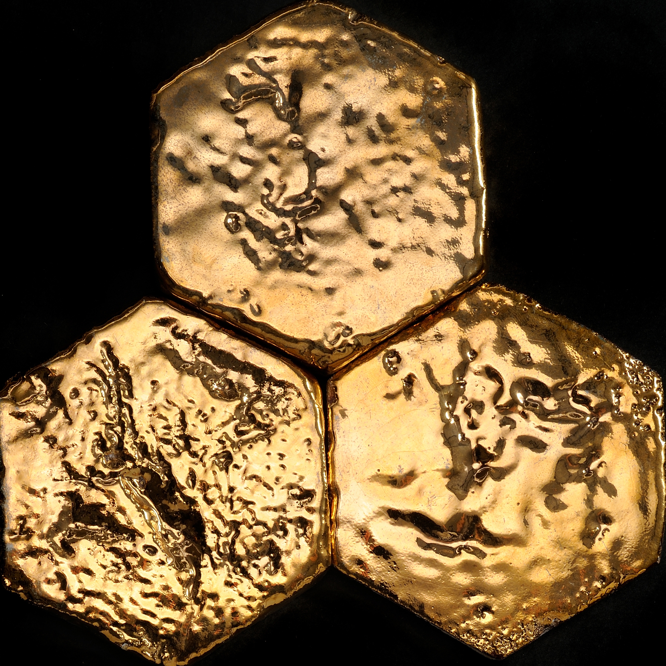Display product Ancient Lustre Rubboli 1873 | Oro Classico from manufacturer Cotto Etrusco