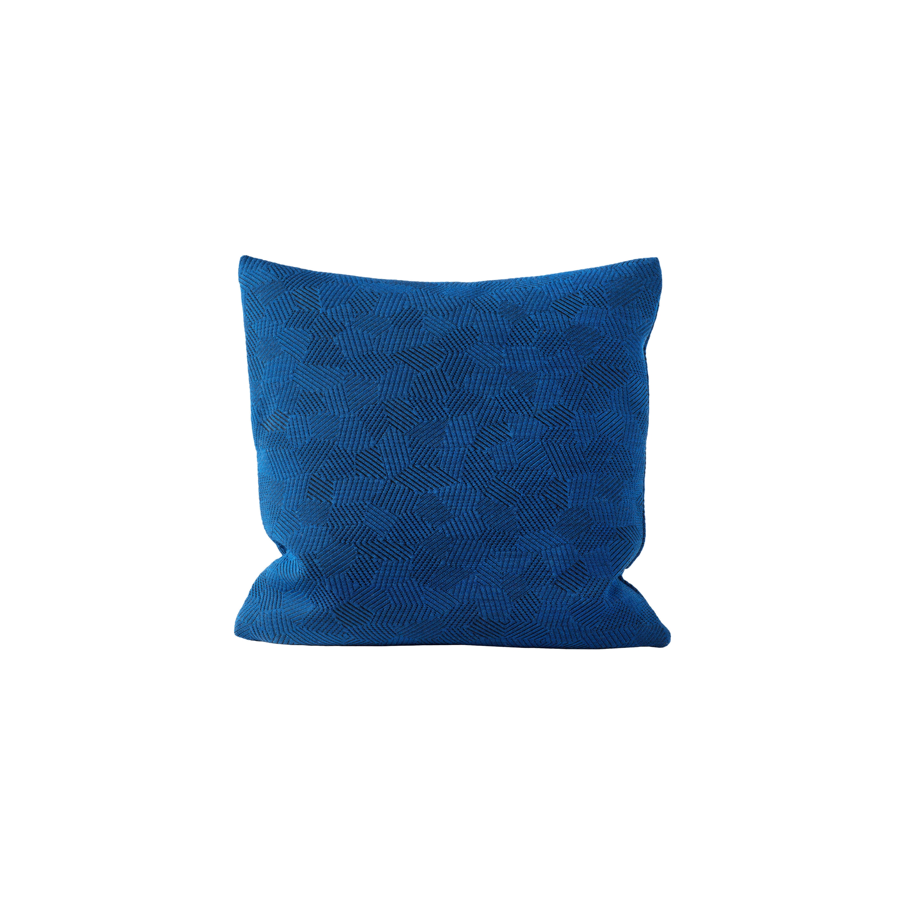 Storm Cushion Medium Deep