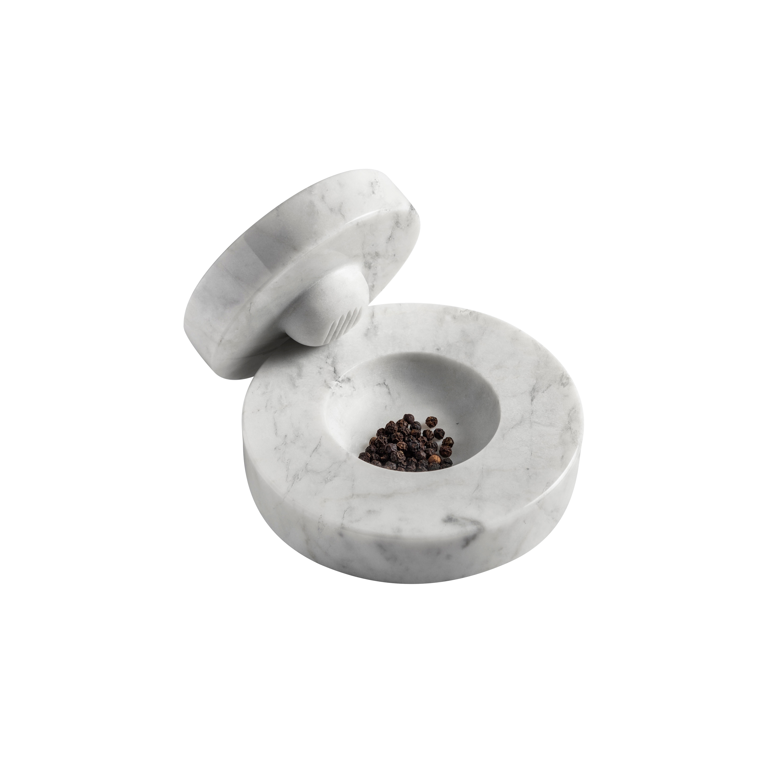 Produkt Table Mortar Bianco Carrara des Herstellers Hem Design Studio anzeigen